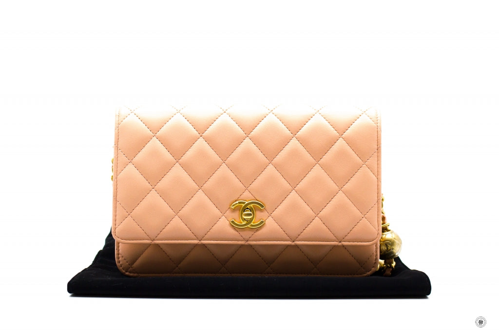 CHANEL Chanel AP1450B02916 Pearl Crush Wallet ON Chain Woc  Apricot /  | Italystation.com - Shop Now at italystation.com