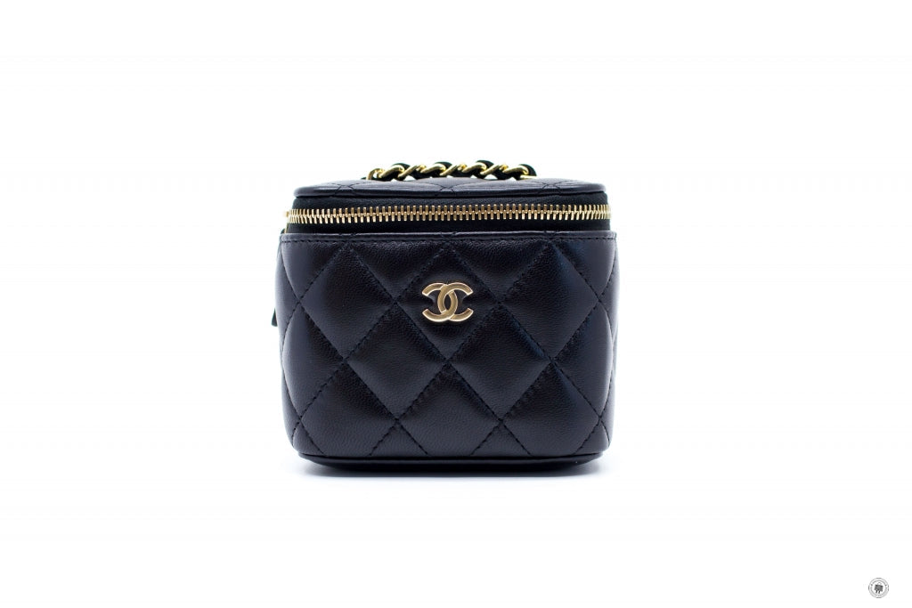 CHANEL Chanel AP1340Y04059 Small Vanity Case  Black / C3906 Lambskin S | Italystation.com - Shop Now at italystation.com
