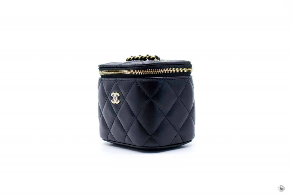 CHANEL Chanel AP1340Y04059 Small Vanity Case  Black / C3906 Lambskin S | Italystation.com - Shop Now at italystation.com