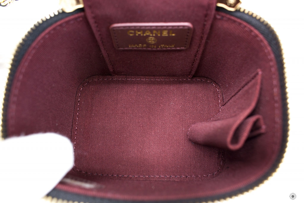 CHANEL Chanel AP1340Y04059 Small Vanity Case  Black / C3906 Lambskin S | Italystation.com - Shop Now at italystation.com