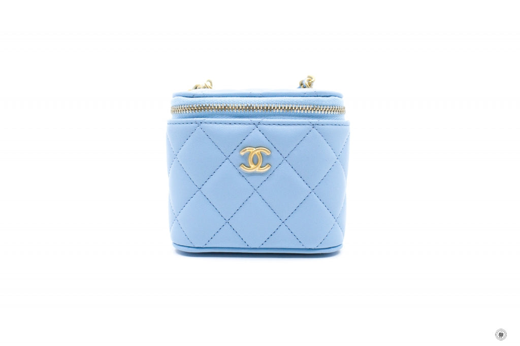 CHANEL Chanel AP1447B08034 Small Vanity With Chain Crush Light Blue /  | Italystation.com - Shop Now at italystation.com