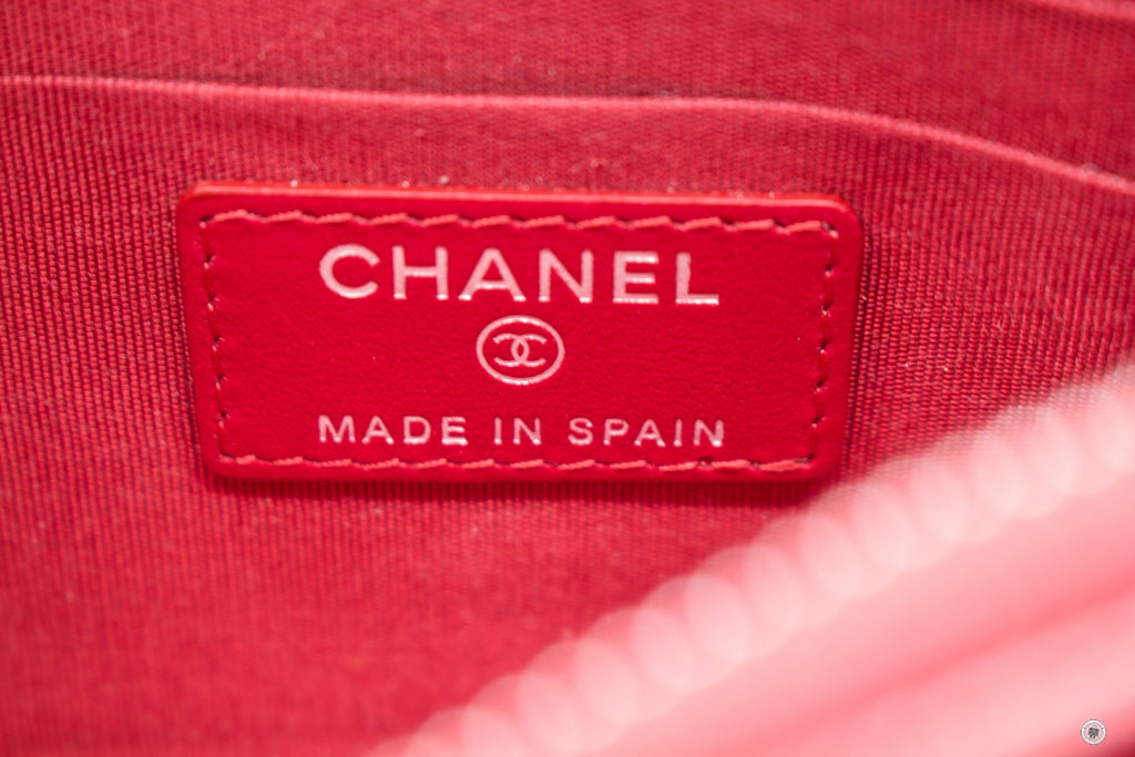CHANEL Chanel Boy Zip Pouch  Red Caviar Pouch Sbhw | Italystation.com - Shop Now at italystation.com