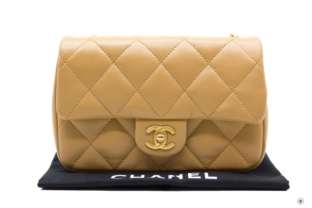 CHANEL Chanel AS3457 B08840  Mini Flap Bag With Heart Charms BJ523 / B | Italystation.com - Shop Now at italystation.com