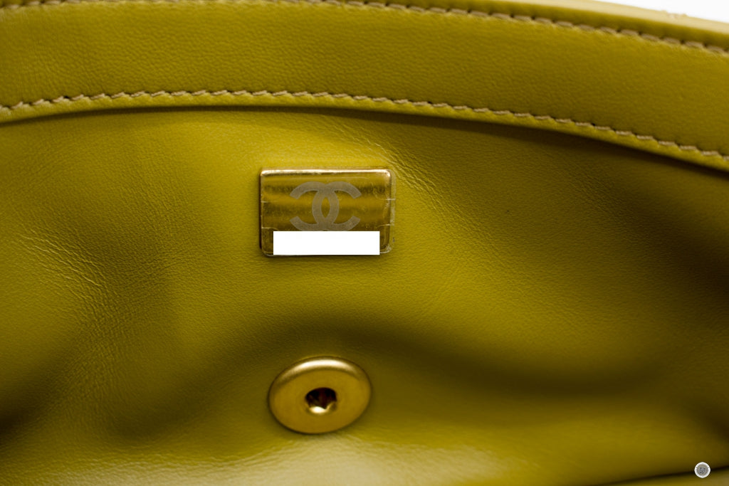 CHANEL Chanel AS1787 B02916 Mini Flap Bag Crush Avocado / NJ526 Lambsk | Italystation.com - Shop Now at italystation.com
