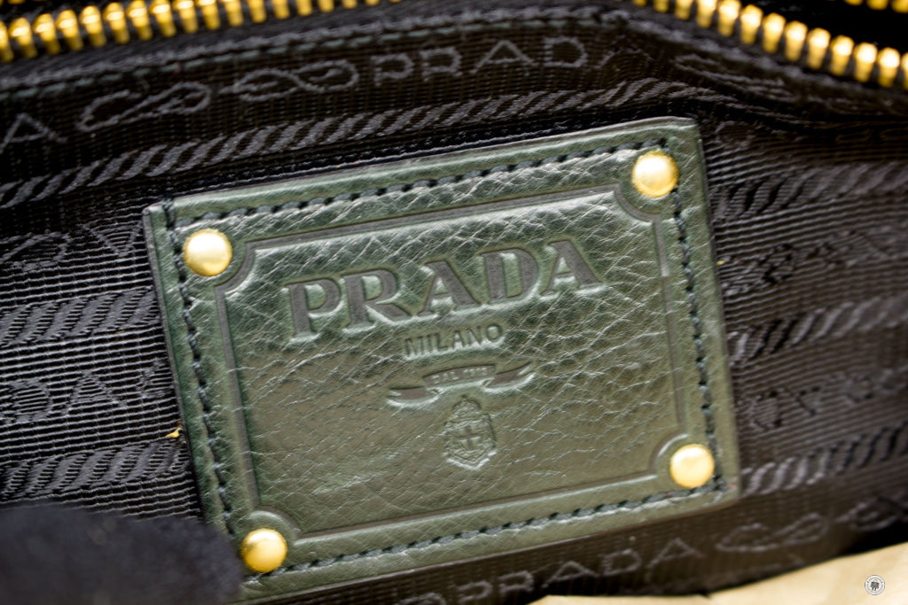 PRADA Prada BR3783 Vitello Daino Hobo Black Leather Shoulder Bags Ghw | Italystation.com - Shop Now at italystation.com