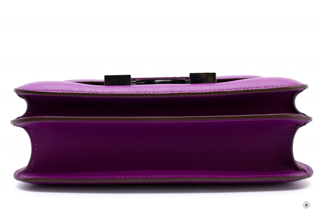 HERMES Hermes Constance 24  Anemone / CKP9 Evercolor 24 Shoulder Bags  | Italystation.com - Shop Now at italystation.com