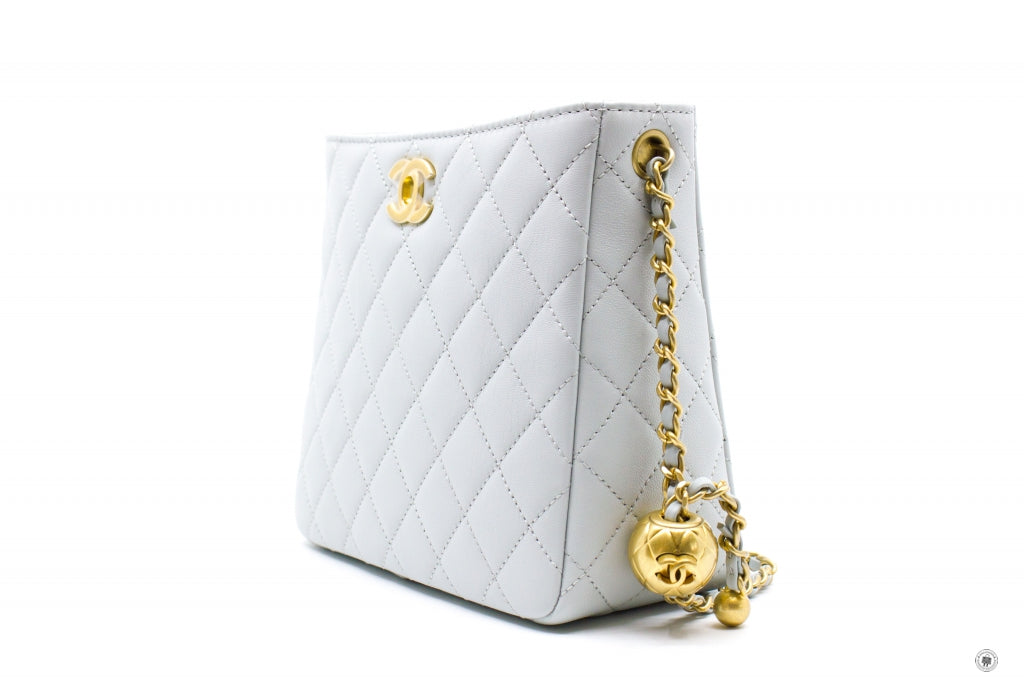 CHANEL Chanel 23C Pearl Crush Hobo Ice Blue Calfskin Shoulder Bags Gbh | Italystation.com - Shop Now at italystation.com