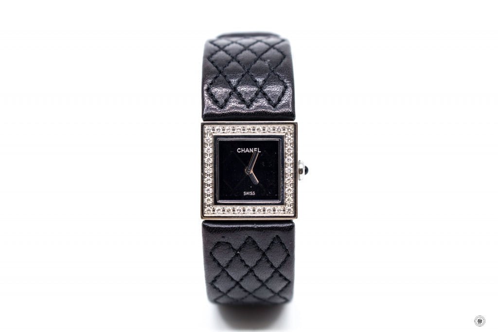 CHANEL Chanel Boy-friend Acier Etanche 30M Quartz With Diamonds Black  | Italystation.com - Shop Now at italystation.com