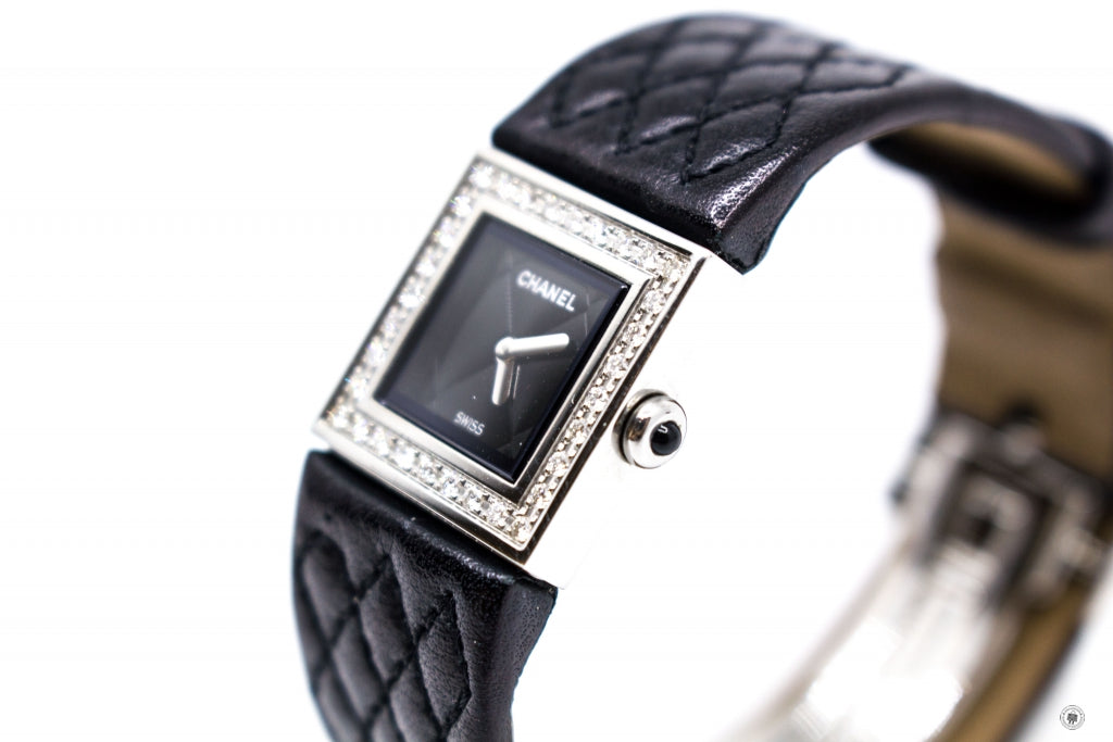 CHANEL Chanel Boy-friend Acier Etanche 30M Quartz With Diamonds Black  | Italystation.com - Shop Now at italystation.com