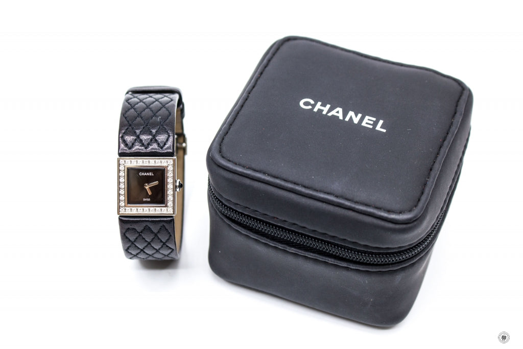 CHANEL Chanel Boy-friend Acier Etanche 30M Quartz With Diamonds Black  | Italystation.com - Shop Now at italystation.com