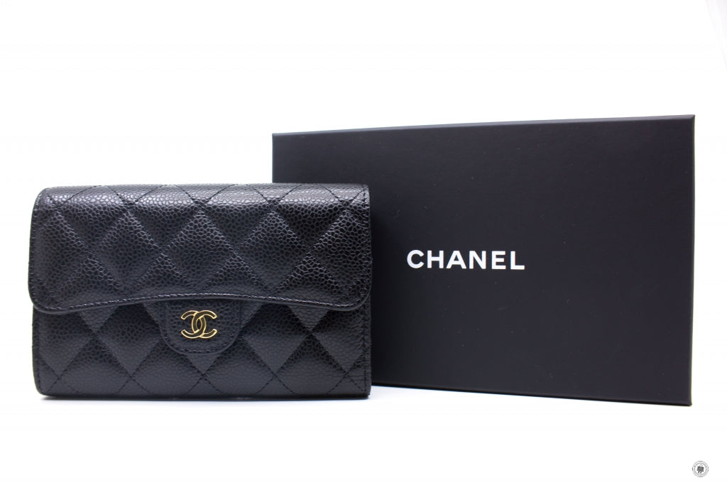 CHANEL Chanel AP0232Y01864 Classic Flap Wallet Black / C3906 Caviar Sh | Italystation.com - Shop Now at italystation.com