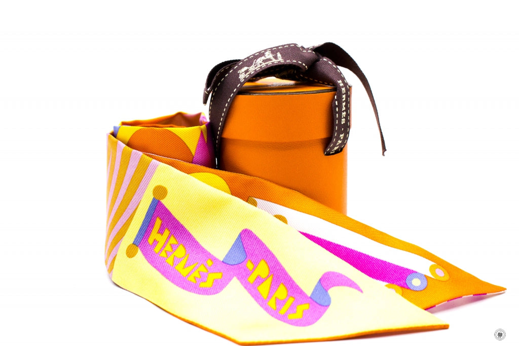 HERMES Hermes H064006 Parde EN Fanfare Twilly JH/PARME/ORANGE/05 Silk  | Italystation.com - Shop Now at italystation.com