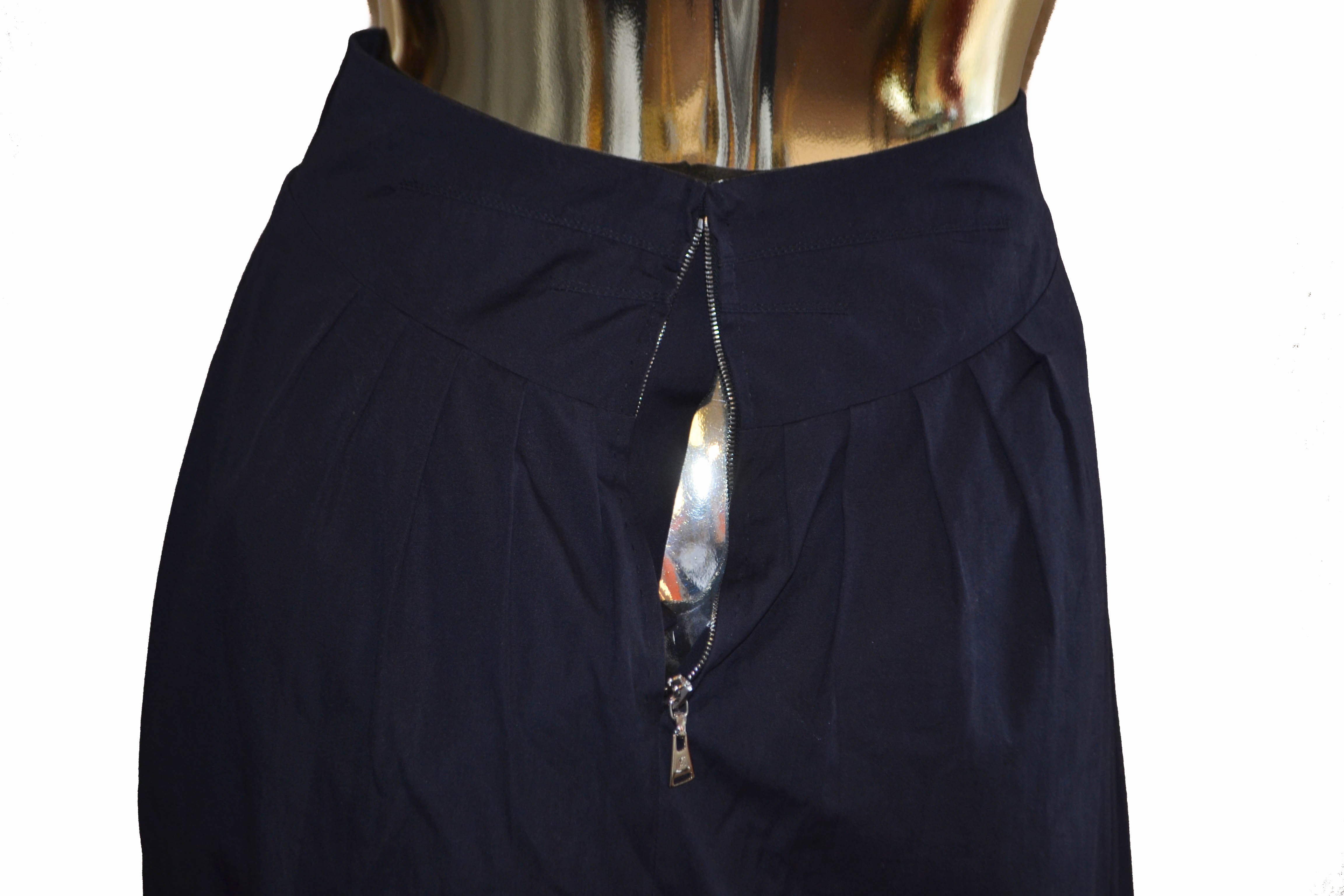 Authentic Louis Vuitton Navy Balloon Skirt Size 34