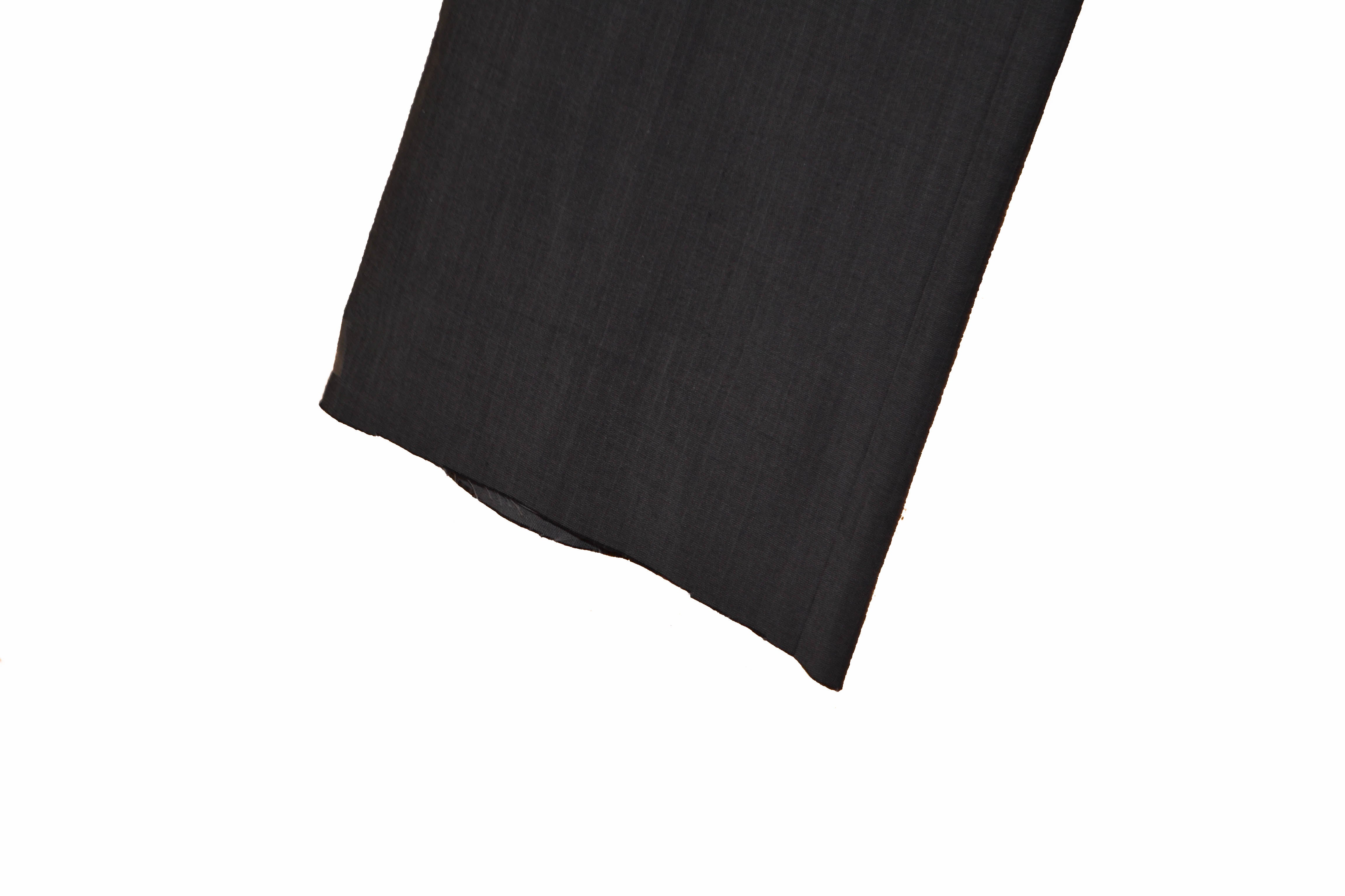 Louis Vuitton Men's Black & Gray Wool Blend Giant Damier Cigarette Pants –  Luxuria & Co.