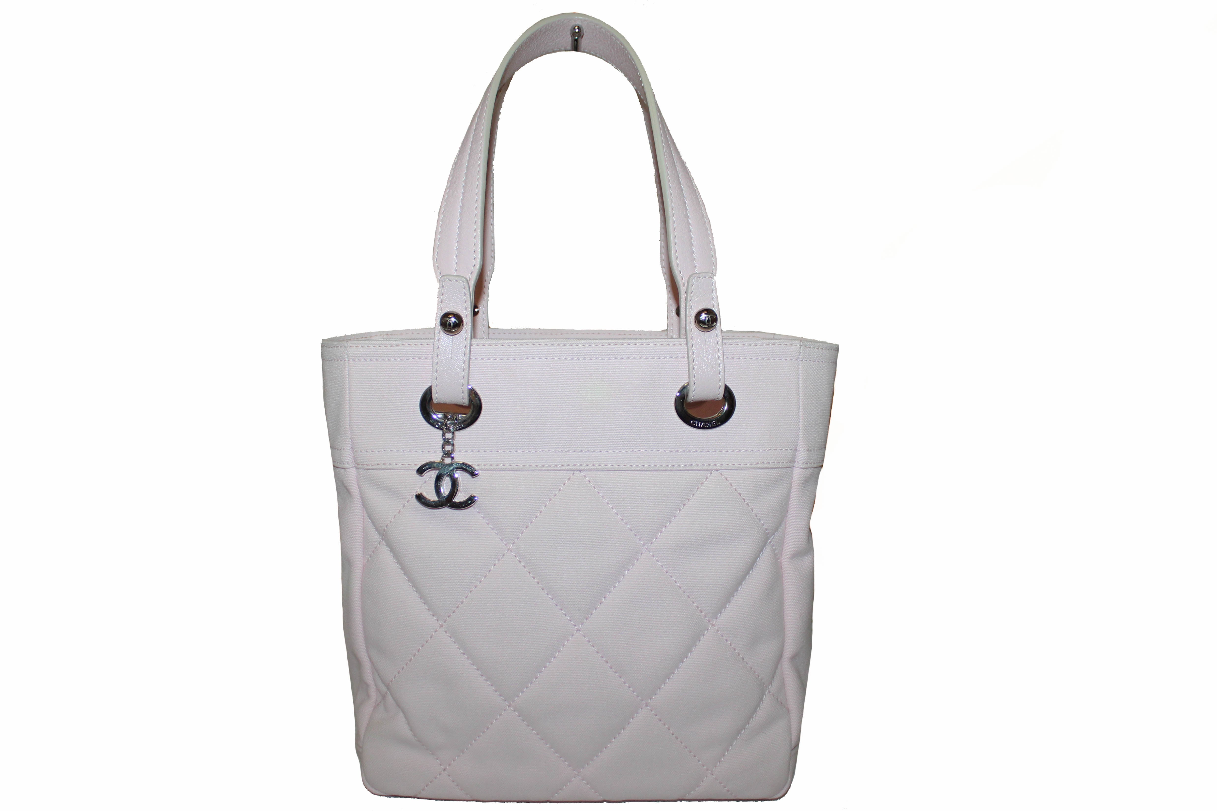 Chanel White Tote Bags
