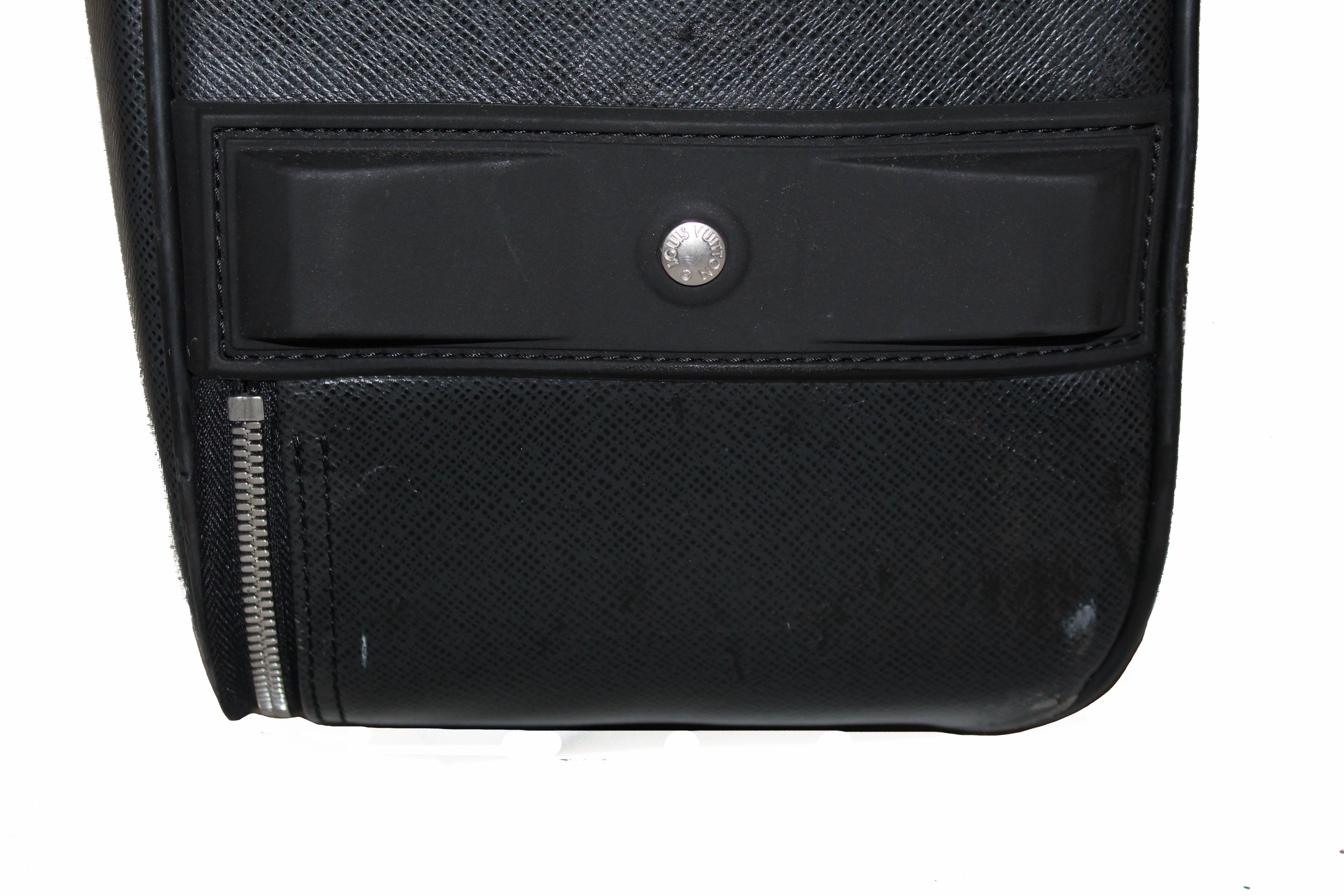 Louis Vuitton Black Taiga Leather Pegase 55 Rolling Luggage Trolley Suitcase  1117LVA