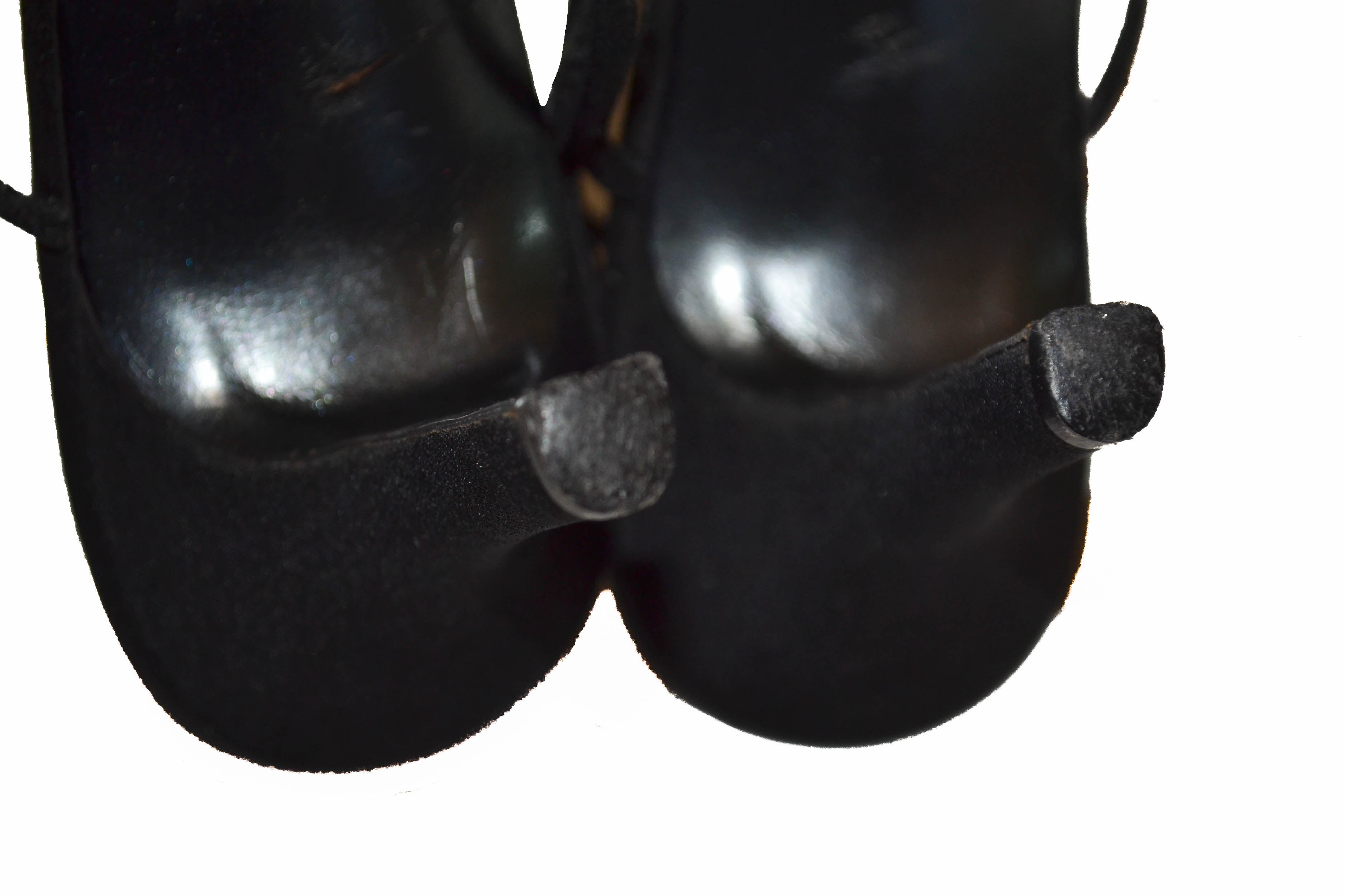 Authentic Stuart Weitzman Black Fabric Sandals Size 8.5