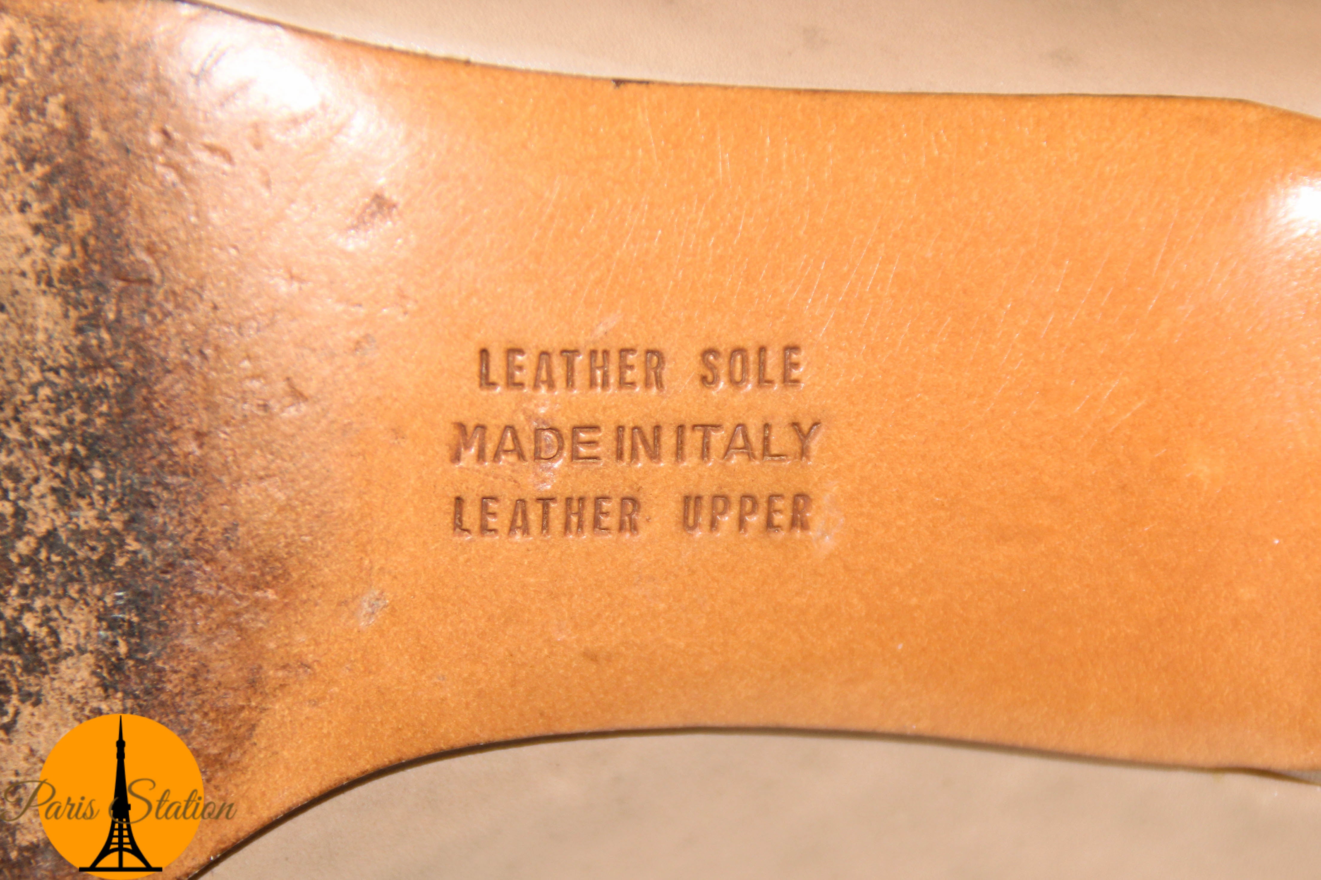 Authentic Salvatore Ferragamo Taupe Leather Pumps Size 6.5C