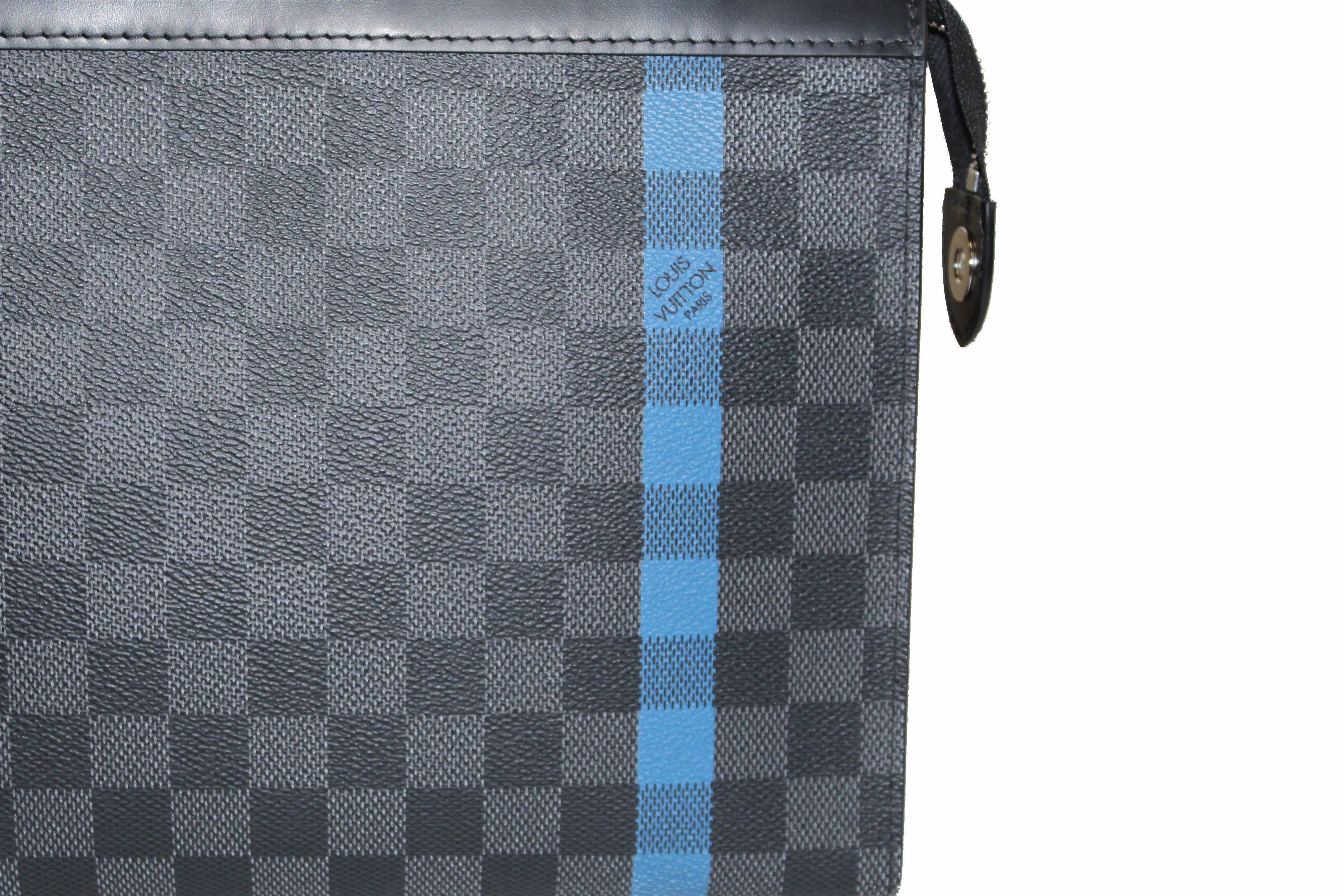 Louis Vuitton Pochette Voyage Limited Edition Damier Graphite Pixel MM at  1stDibs