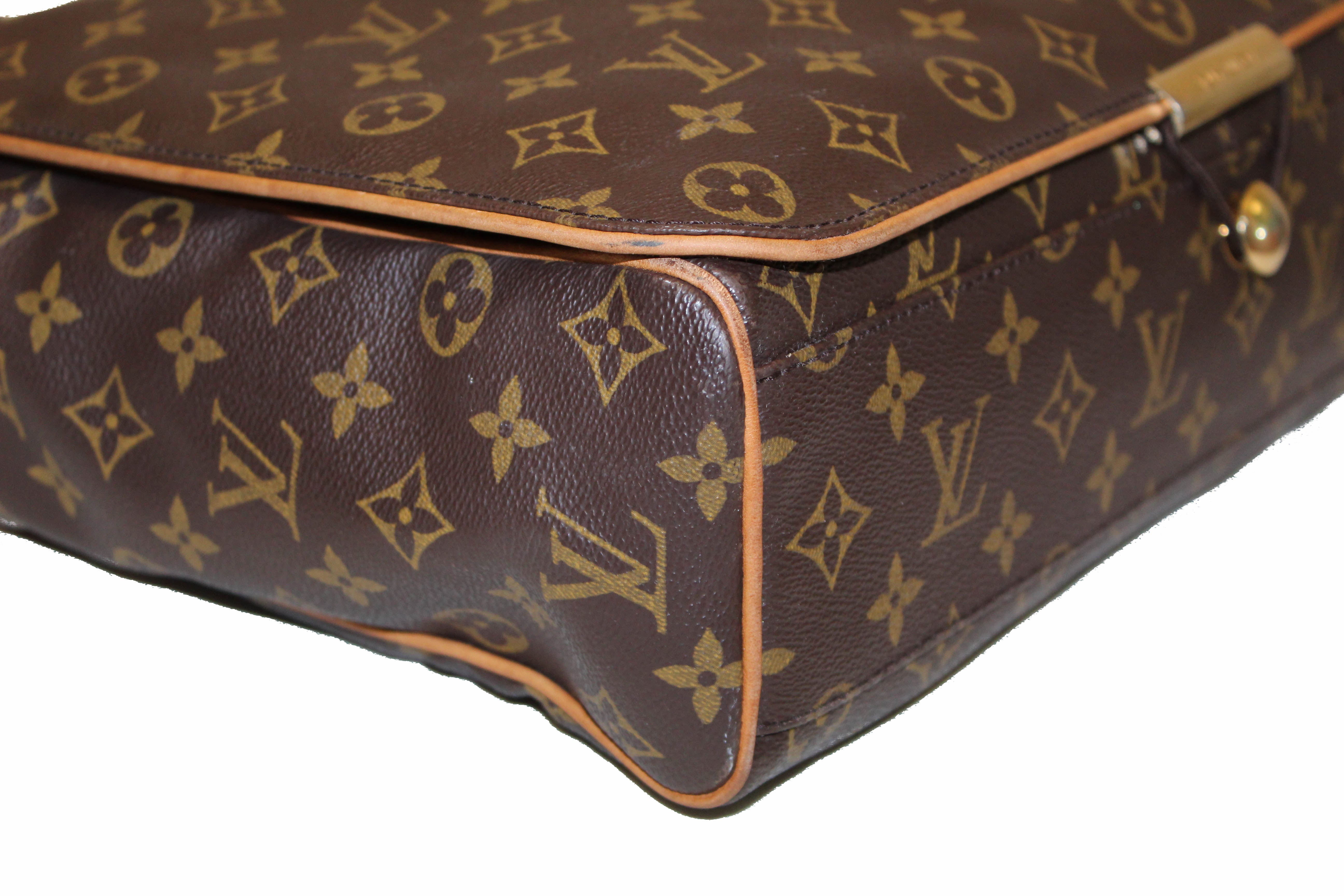 Louis Vuitton Steve Messenger bag in Monogram Glacé – Apalboutique