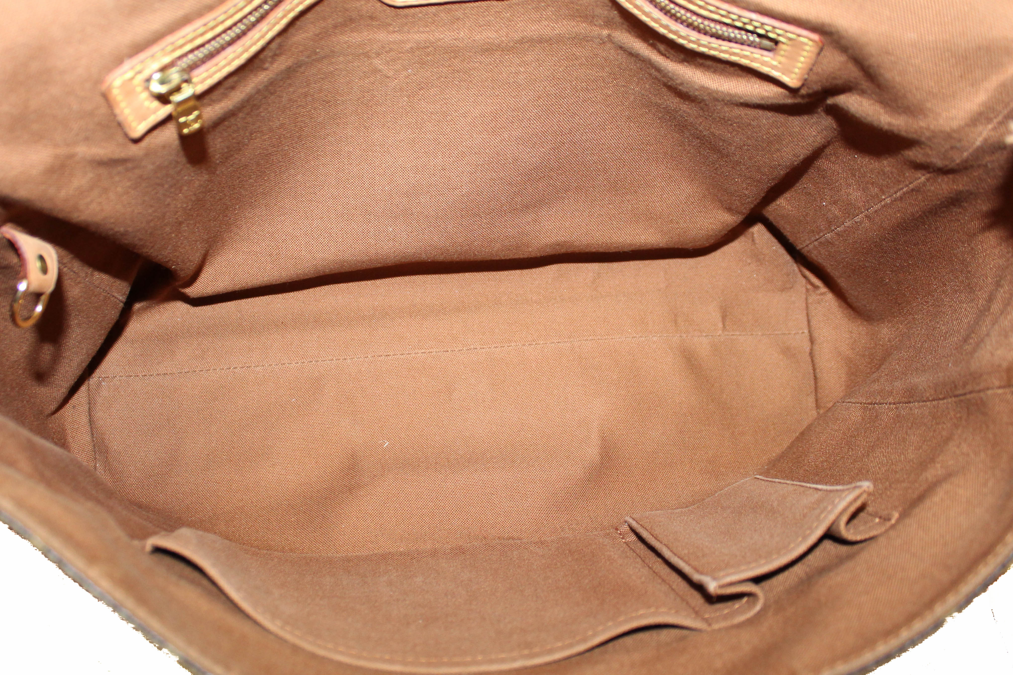 Louis Vuitton Abbesses Shoulder bag 329910