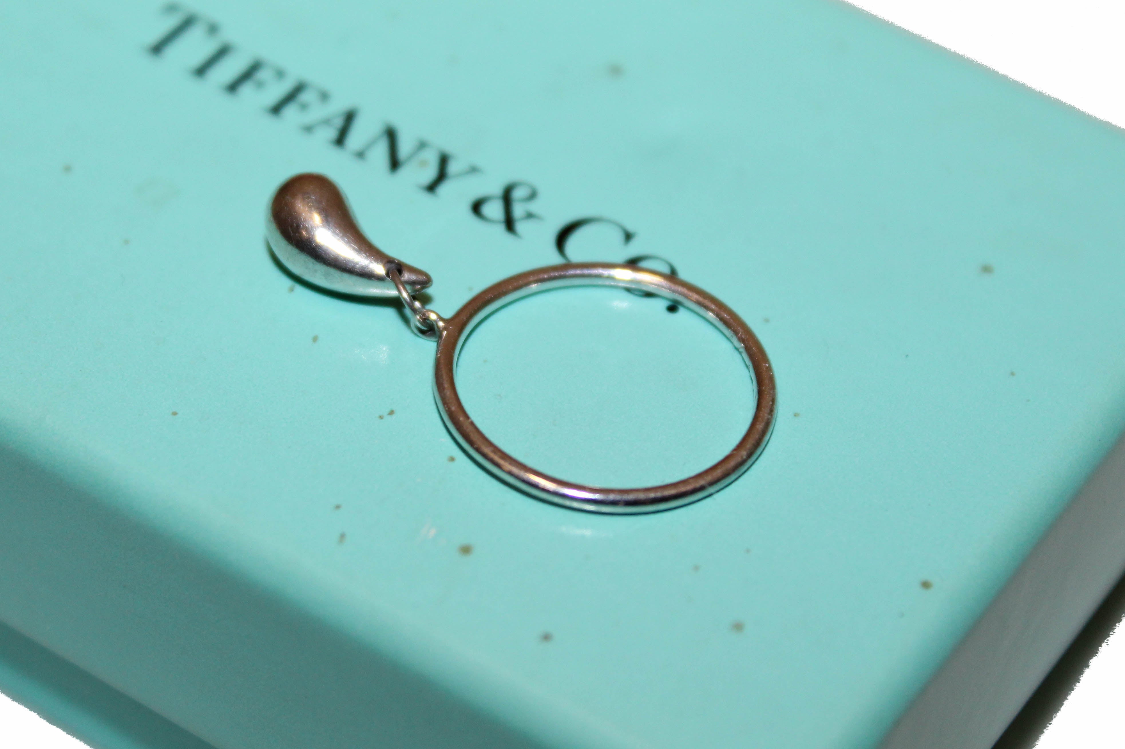 Authentic Tiffany & Co. Elsa Peretti Dangling Tear Drop Ring Size 4.5