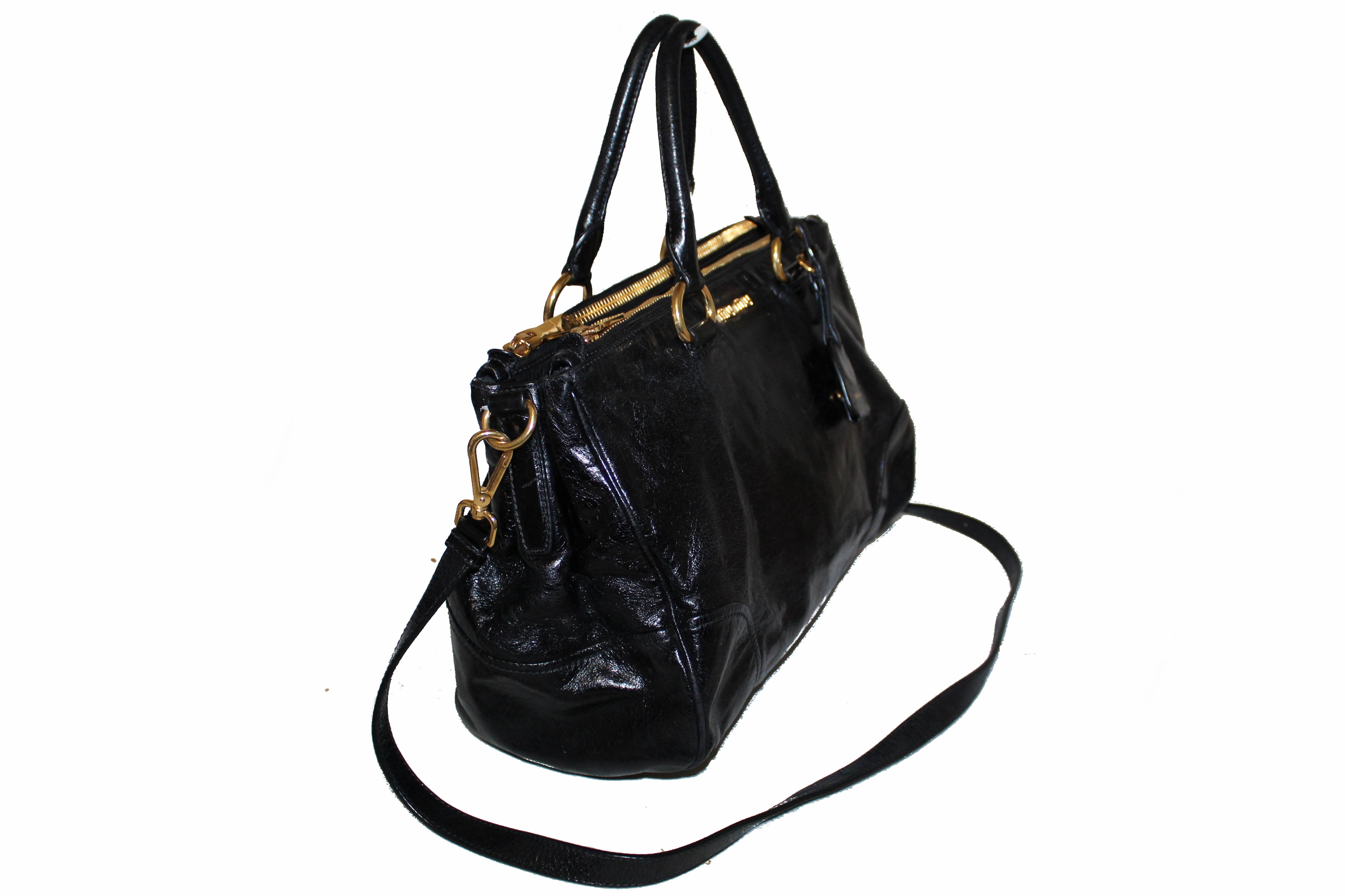 Miu Miu Women's 5BD130 Black Leather Chain Shoulder Bag