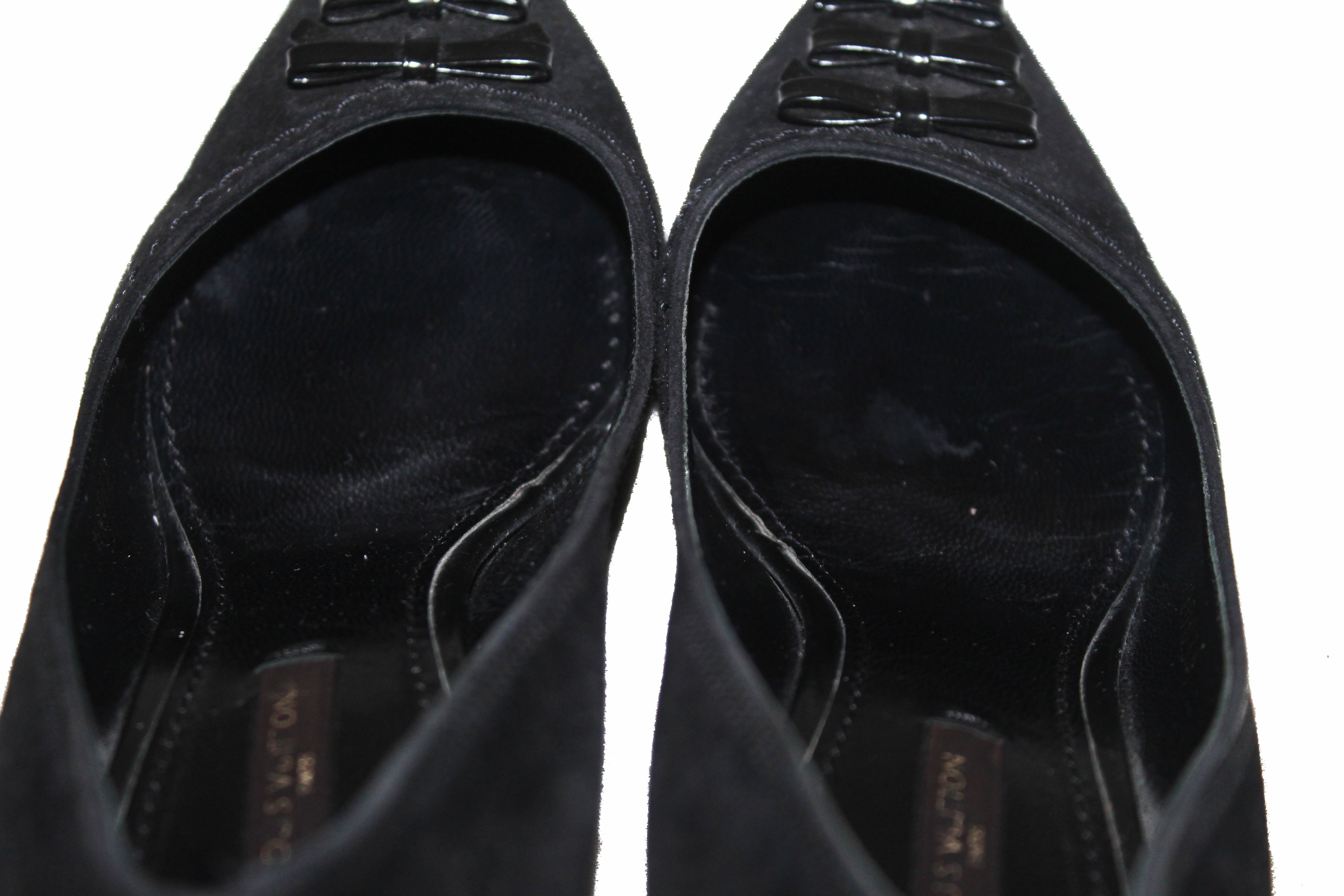 Authentic Louis Vuitton Black Suede Leather Bow Pointed Toe Pumps Size 37.5