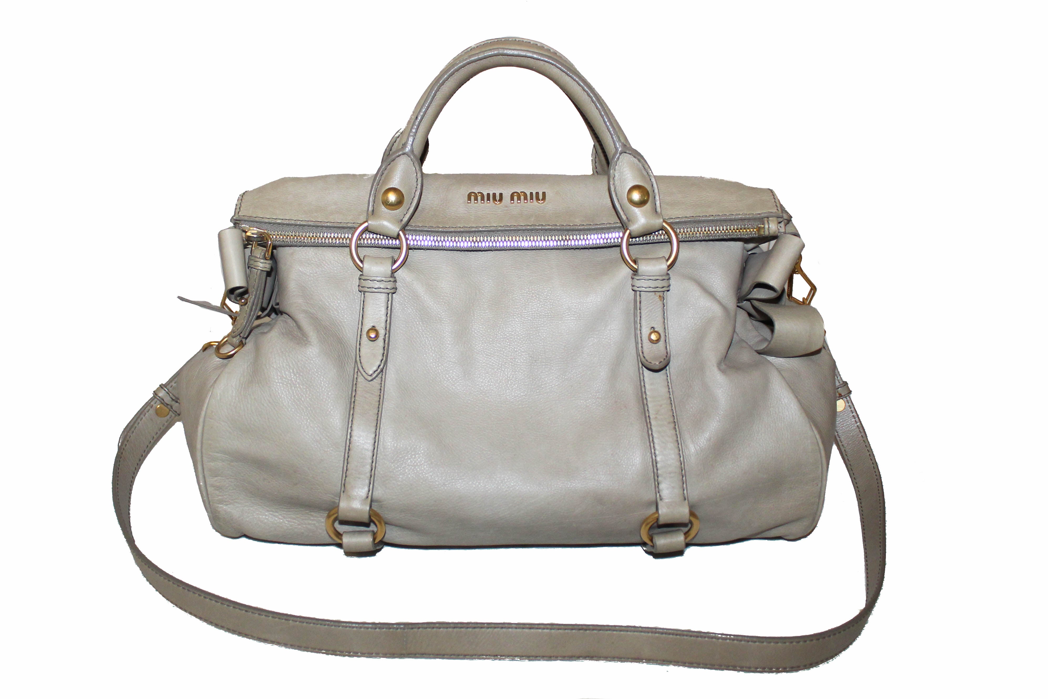 Pre-owned Coco Luxe Leather Bag In Grey