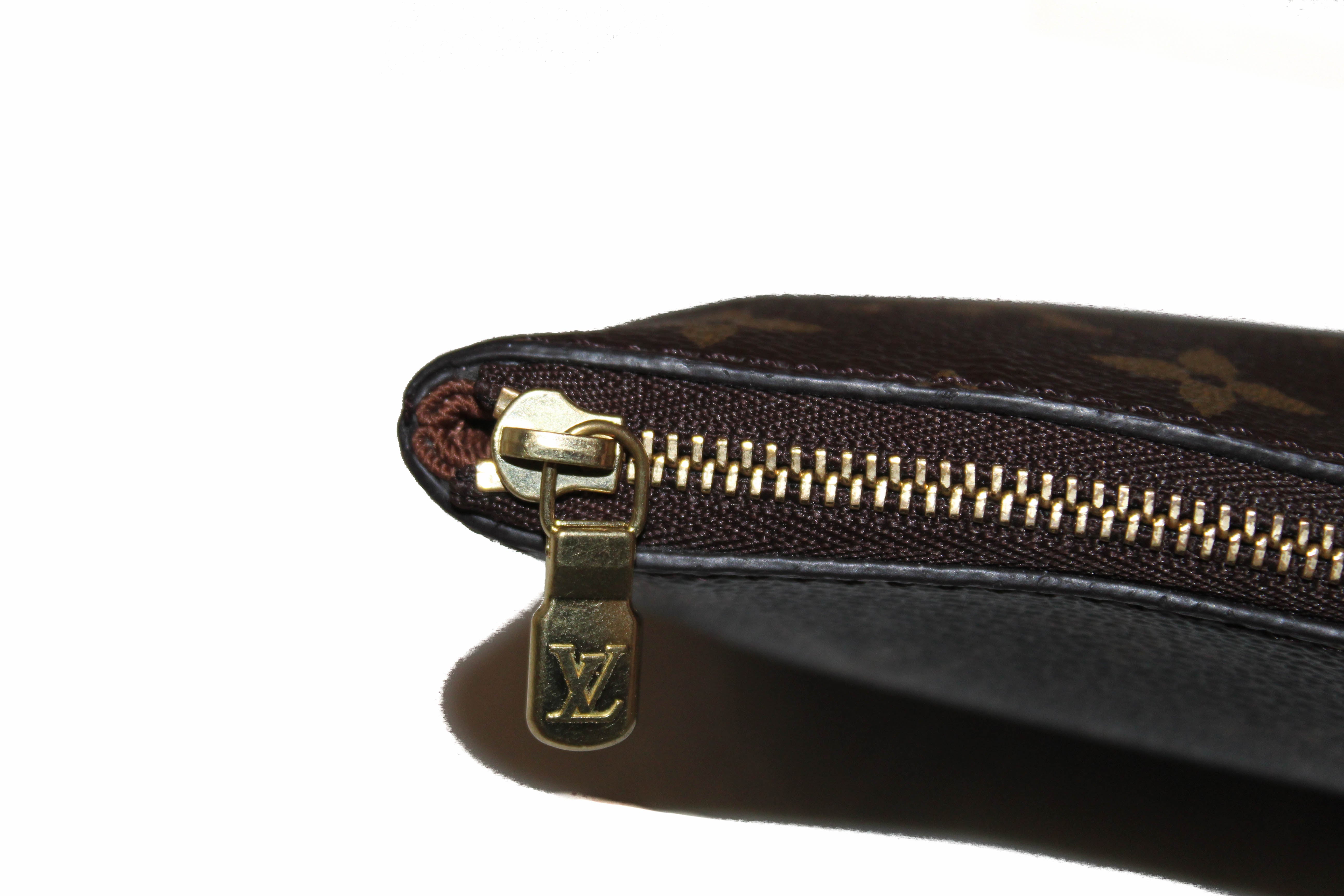 💯 Authentic Louis Vuitton Etui Voyage PM, Luxury, Bags & Wallets