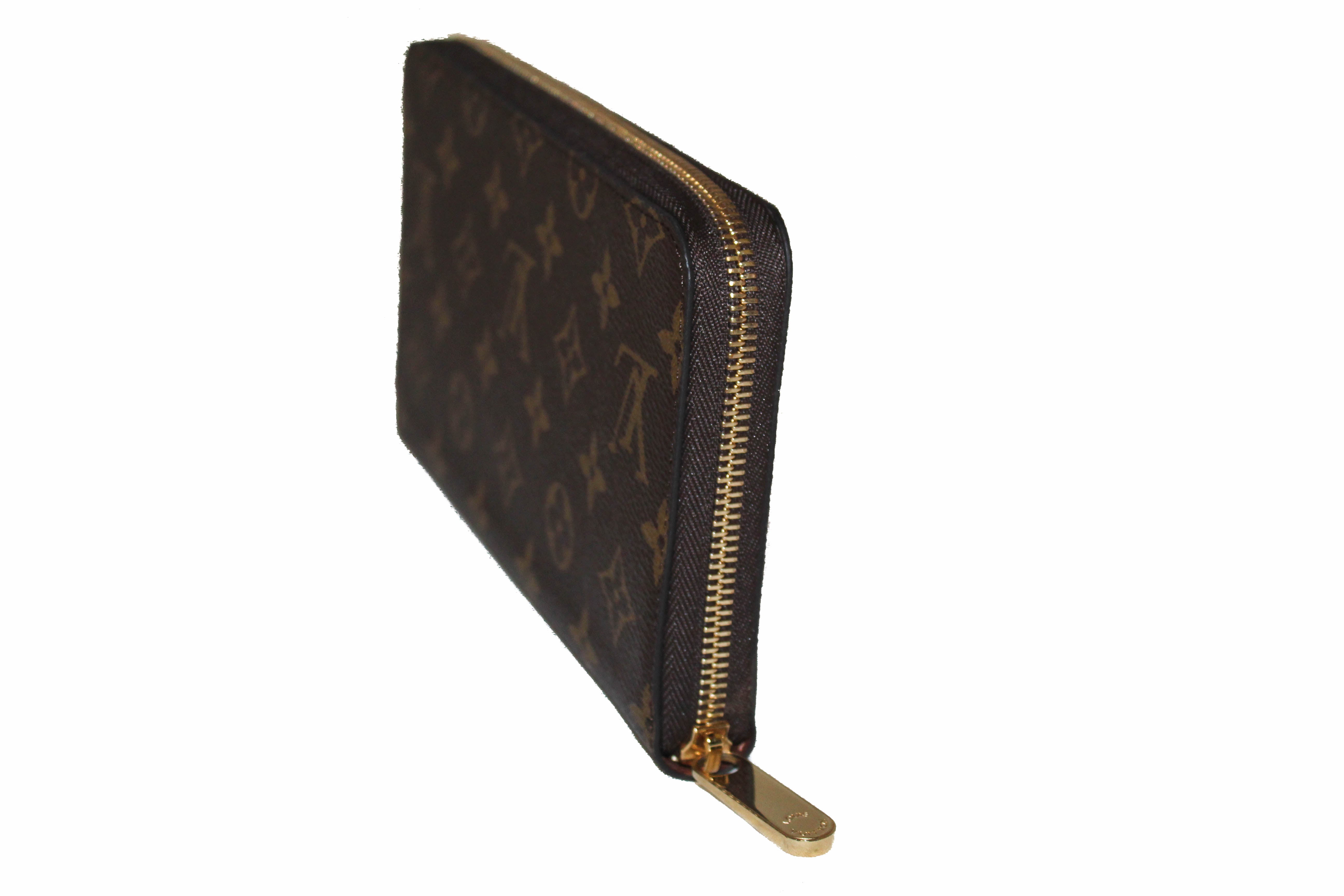 Authentic New Louis Vuitton Classic Monogram Zippy Organizer