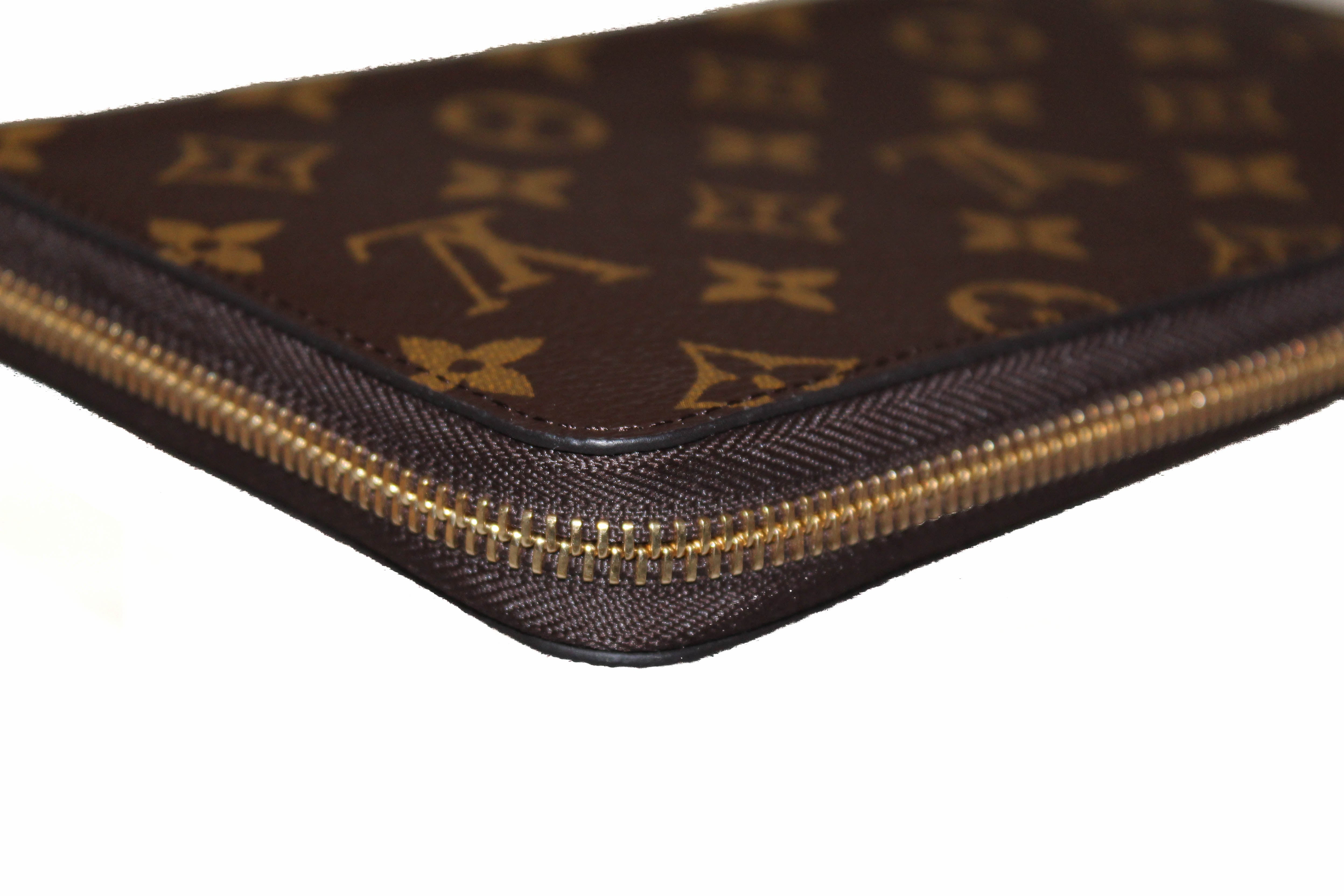 Authentic New Louis Vuitton Classic Monogram Zippy Organizer Wallet