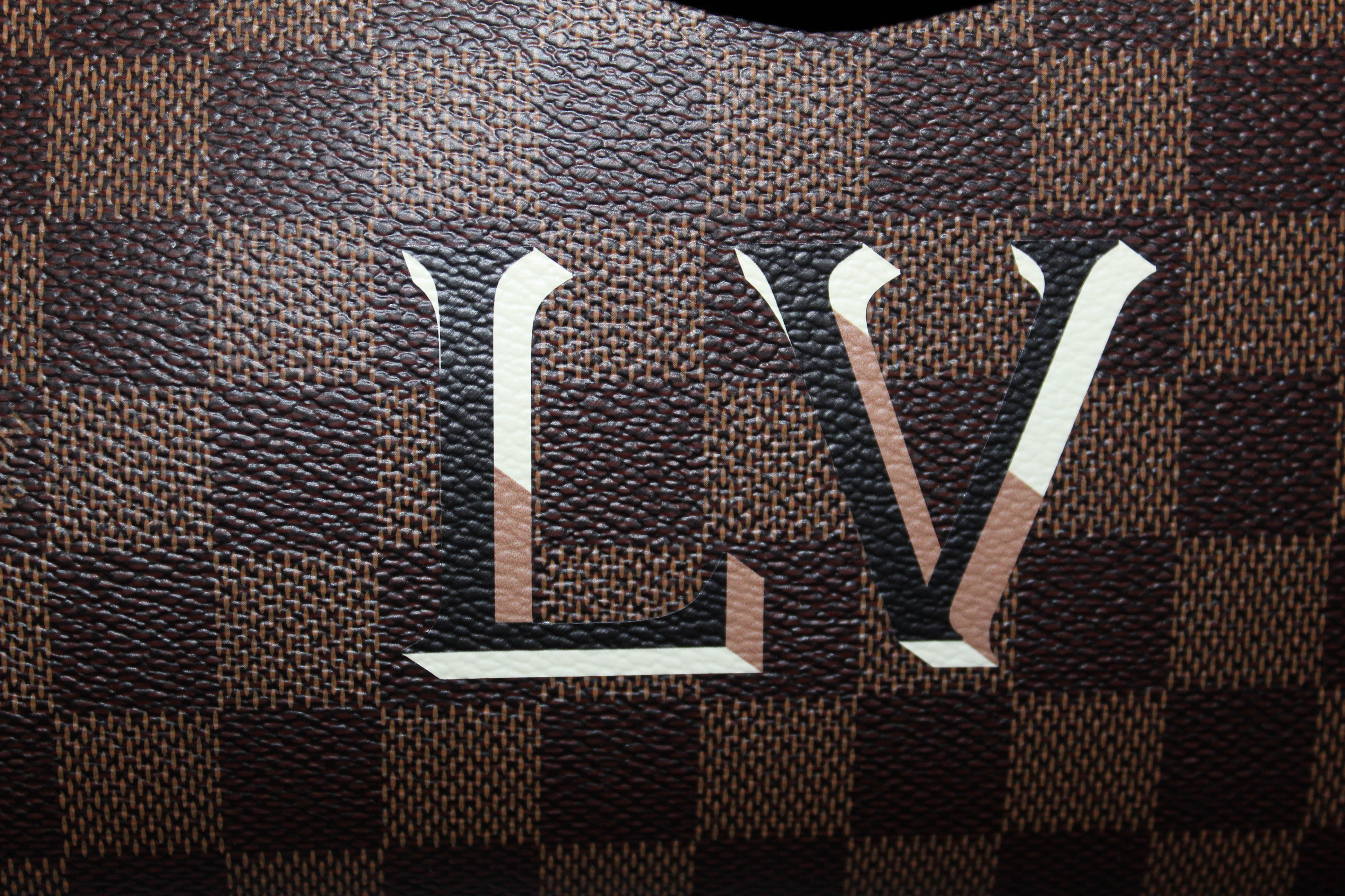 Authentic Louis Vuitton Damier Ebene Beaubourg MM Handbag/Shoulder Bag