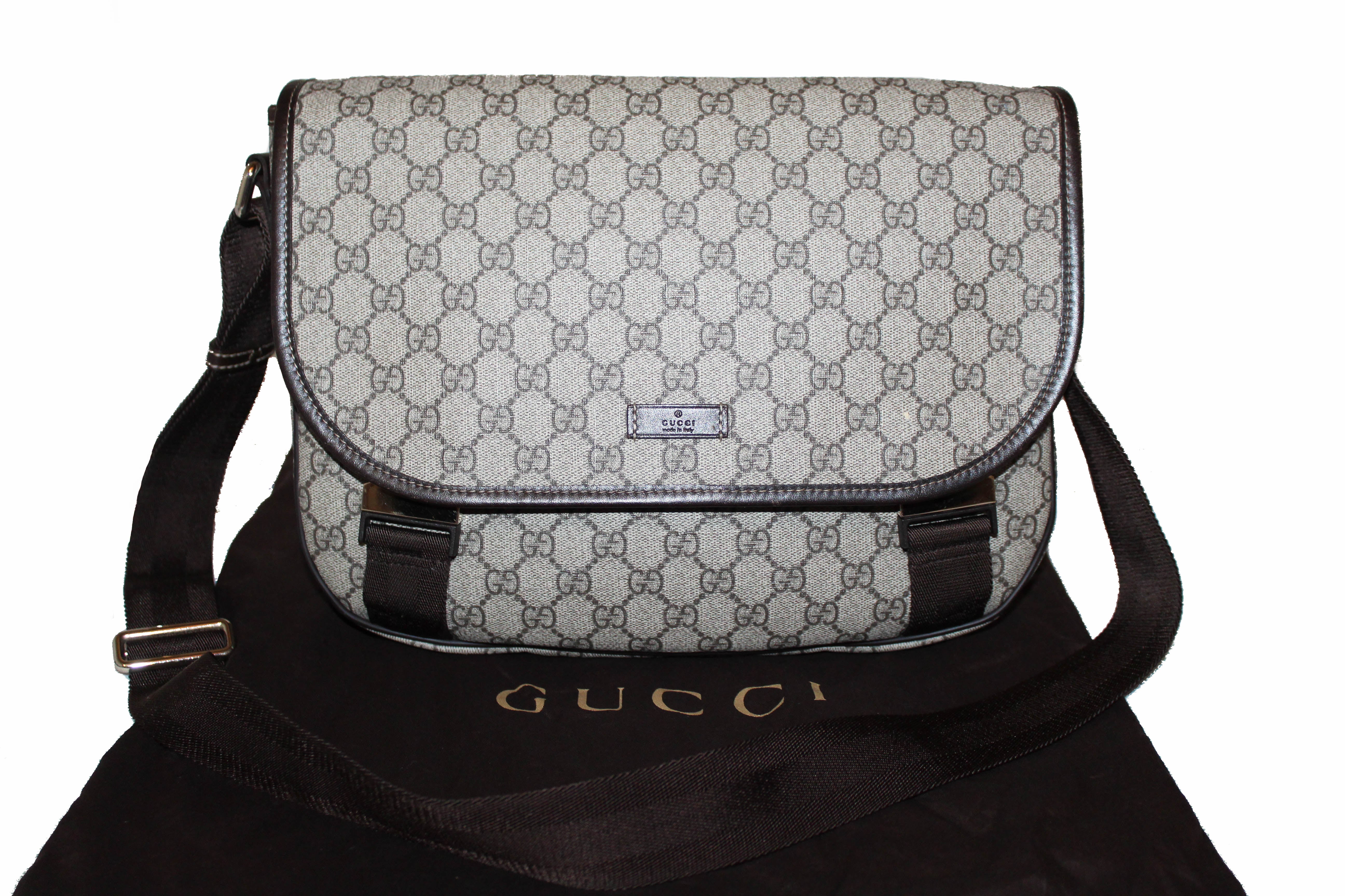 Authentic Gucci Beige/Ebony GG Coated Canvas Large Messenger Bag