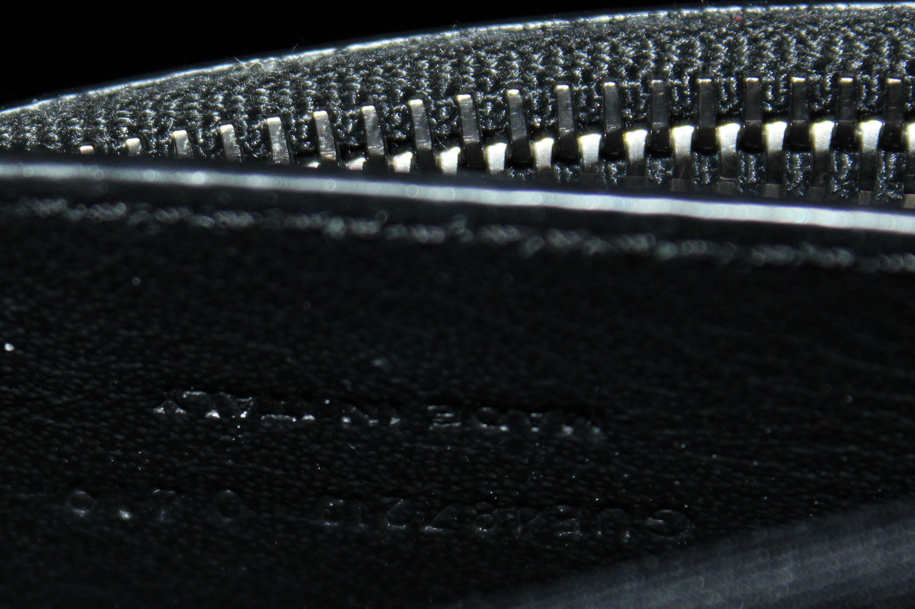 Authentic Yves Saint Laurent YSL Black Matelasse Leather Medium Collage Bag
