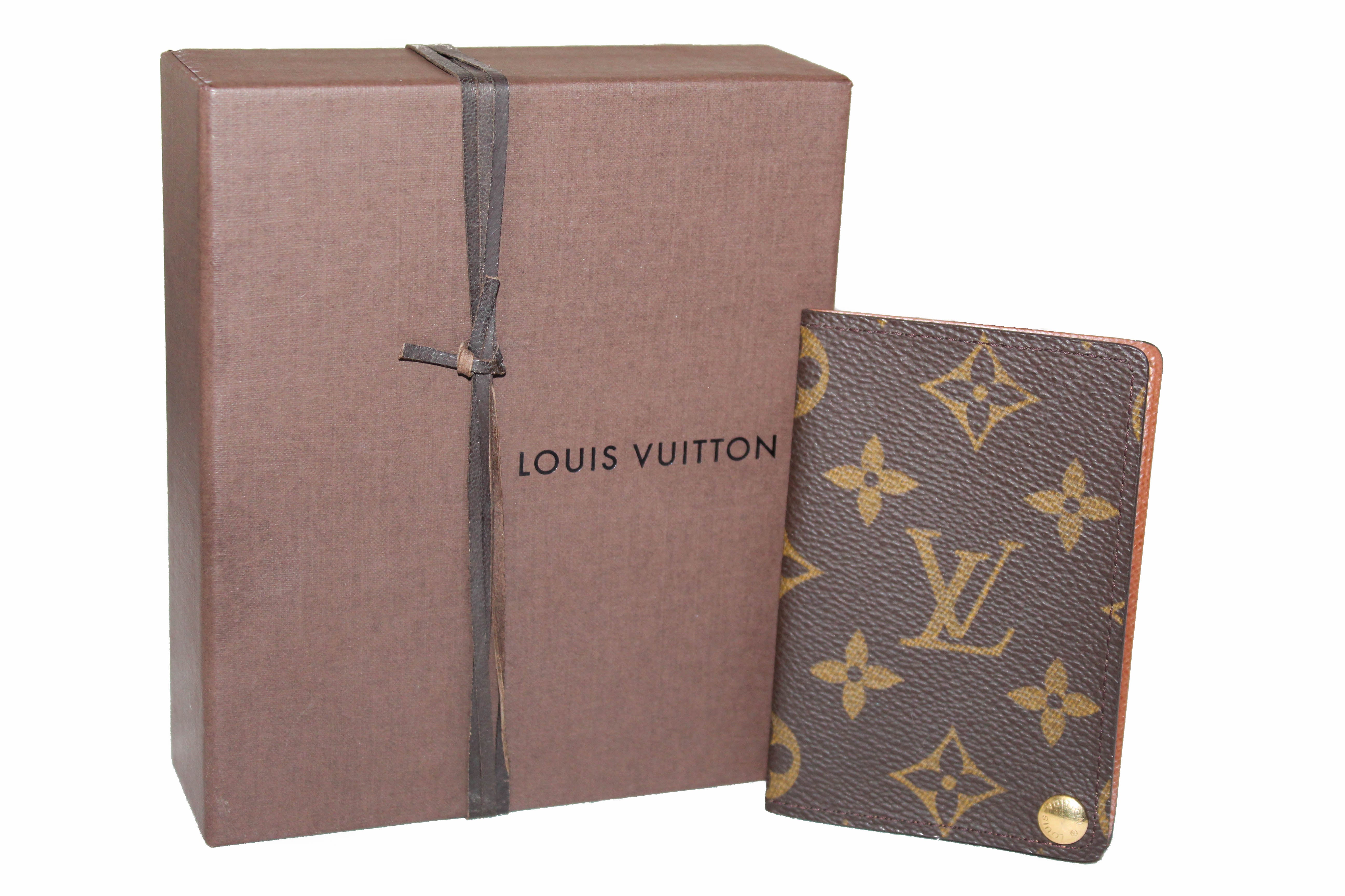 Authentic LOUIS VUITTON passport Wallet Monogram