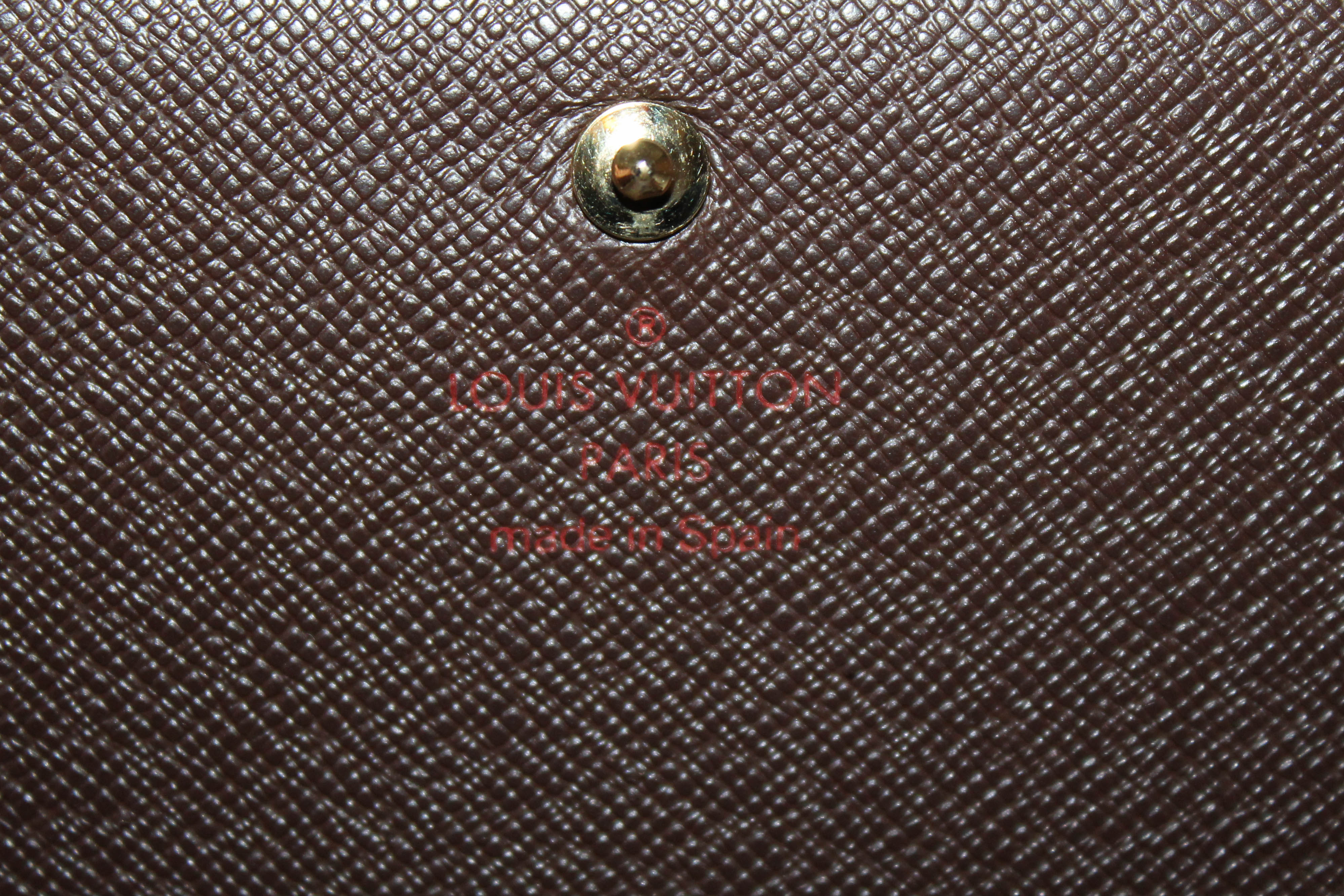 Authentic Louis Vuitton Damier Ebene Tressor Wallet