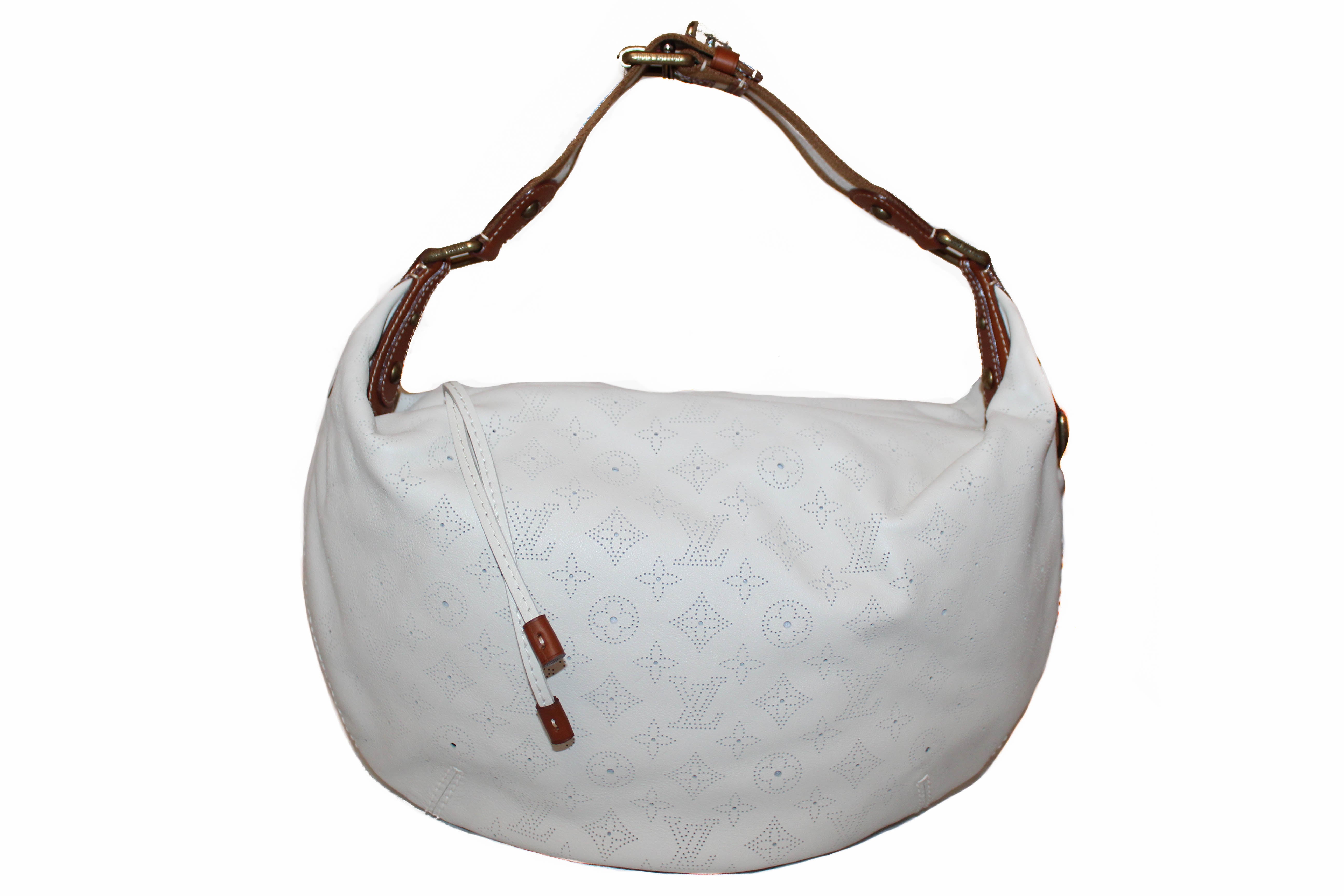 Authentic New Louis Vuitton Limited Edition White Leather Onatah GM Bag