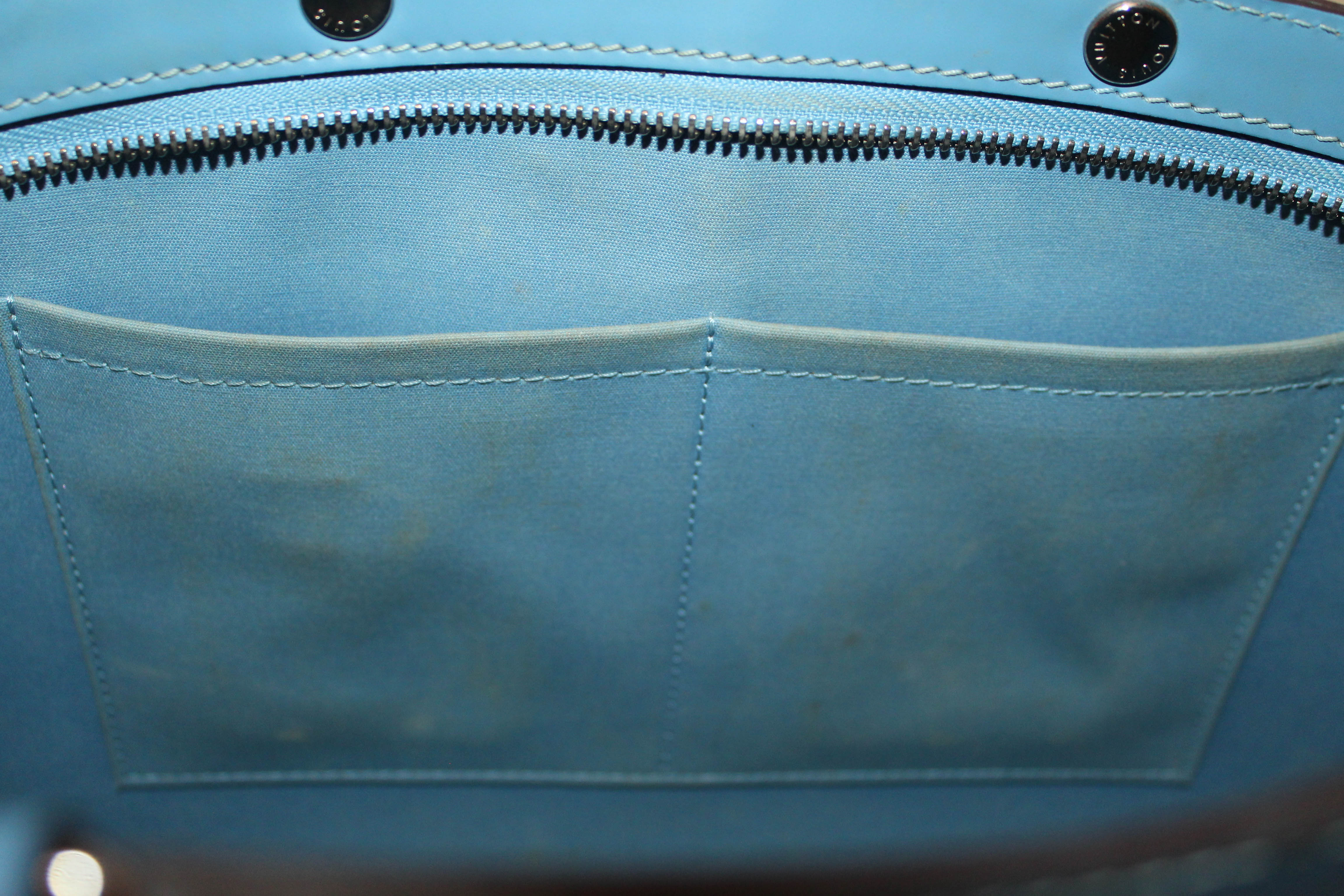 Authentic Louis Vuitton Blue Epi Leather Brea MM Tote Shoulder Bag