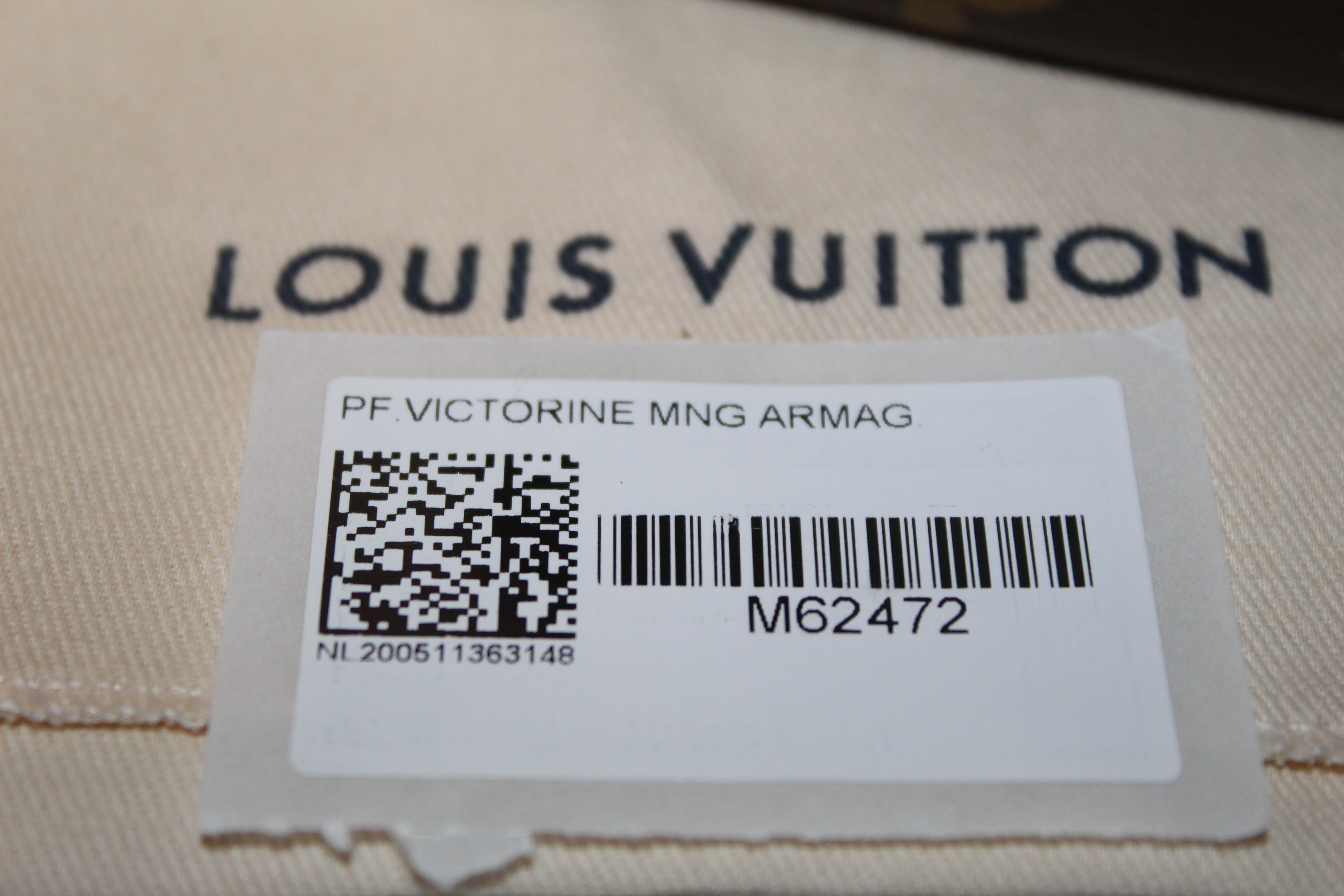 Victorine Edition Louisvuitton Wallet 🍒🤎