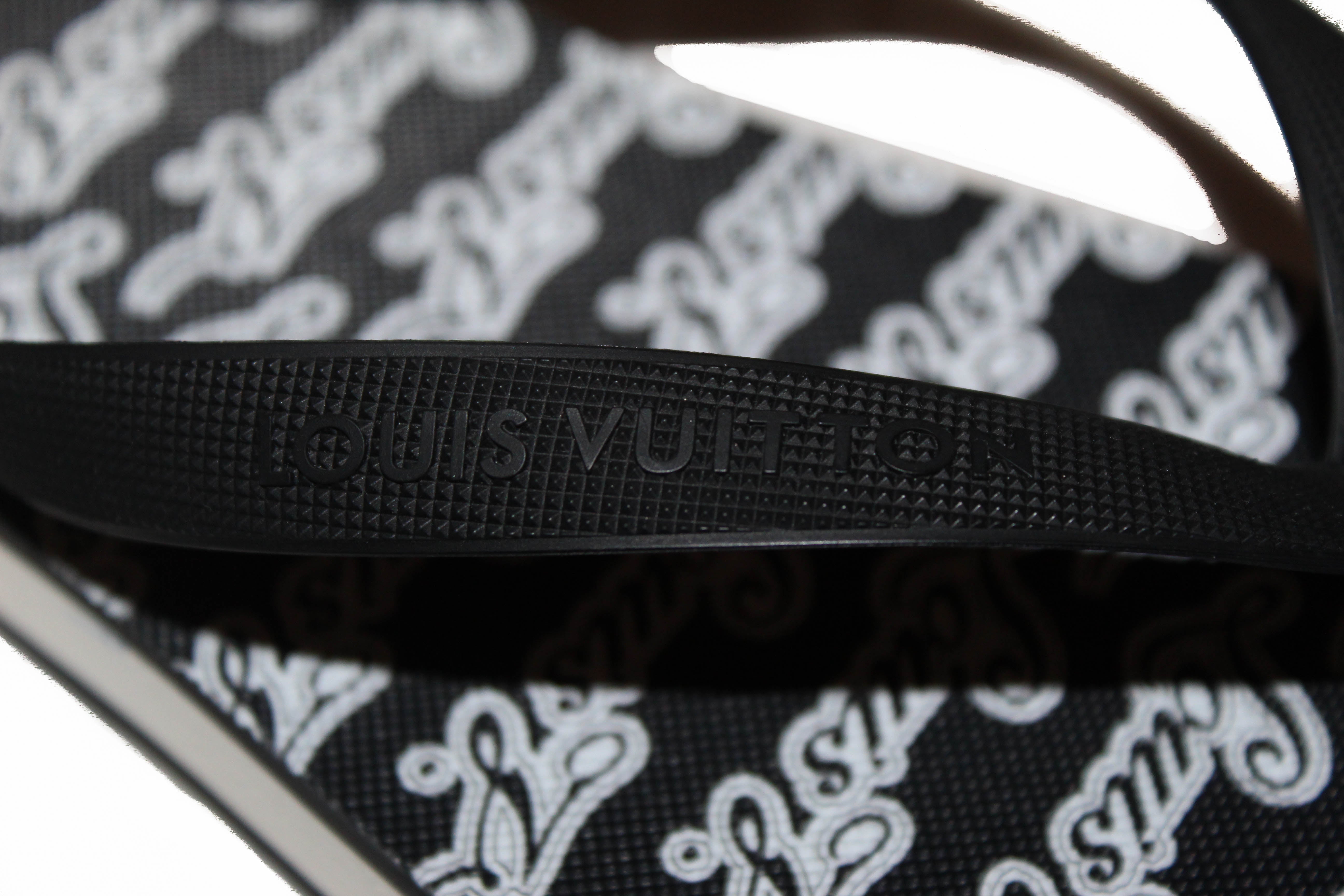 Authentic New Louis Vuitton Black Rubber Mens Molitor Thong Sandals Size 5