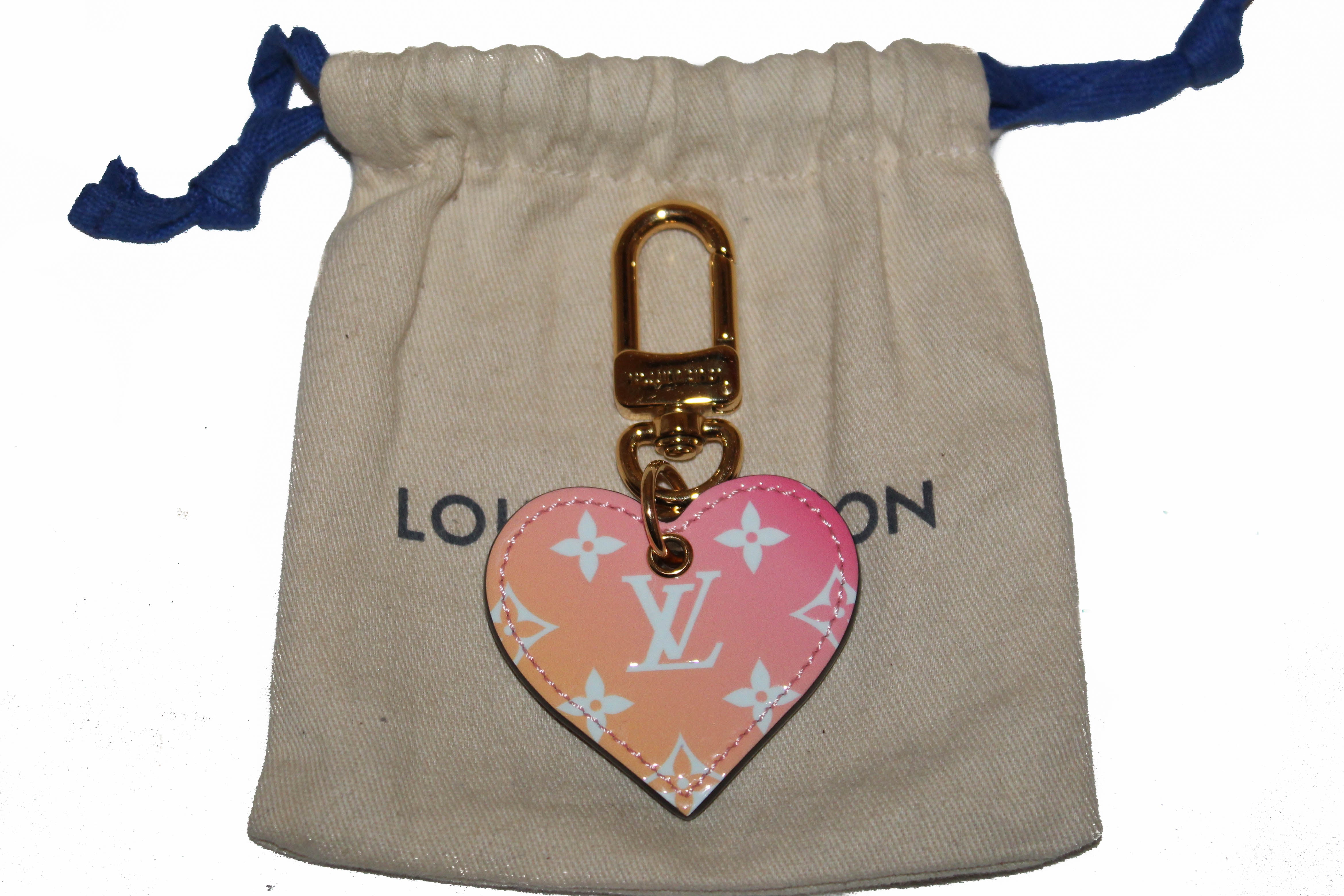LOUIS VUITTON Calfskin Embellished New Wave Love Lock Heart Bag Rose  Pomettes 1207298