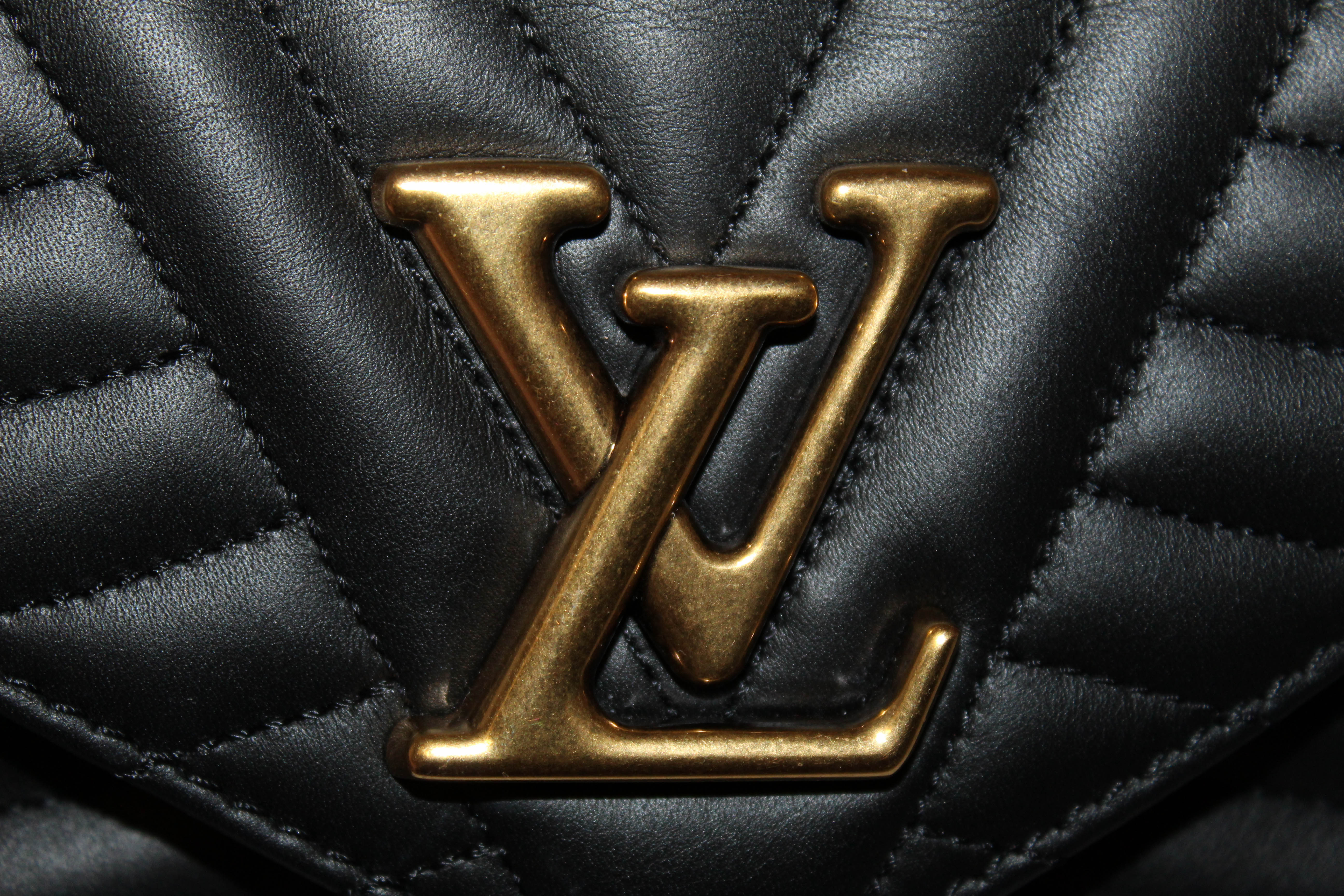 Louis Vuitton New Wave Black Calfskin Heart Crossbody - Meme's Treasures