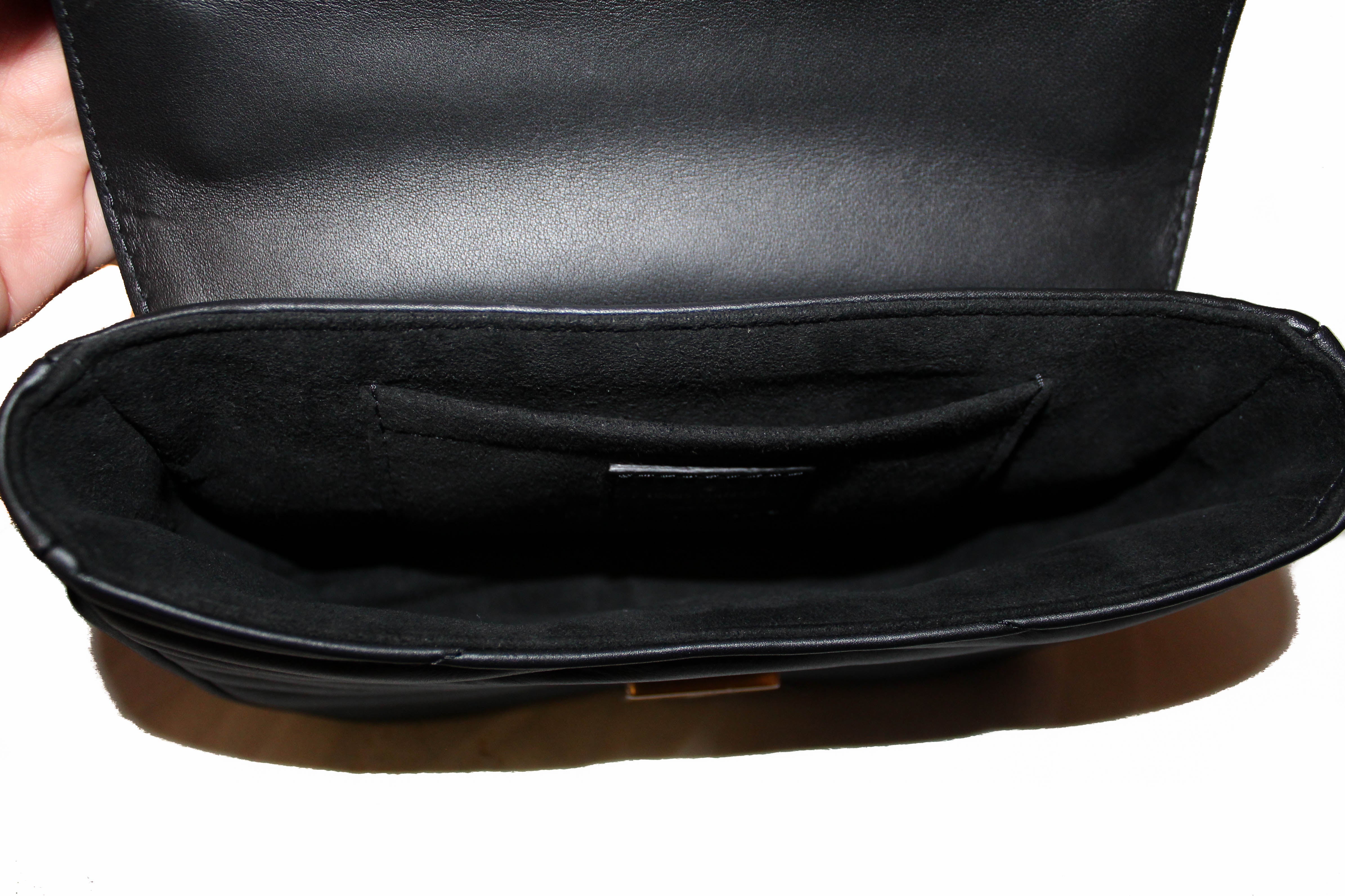 Louis Vuitton 2019 New Wave Chain PM - Black Shoulder Bags, Handbags -  LOU707646