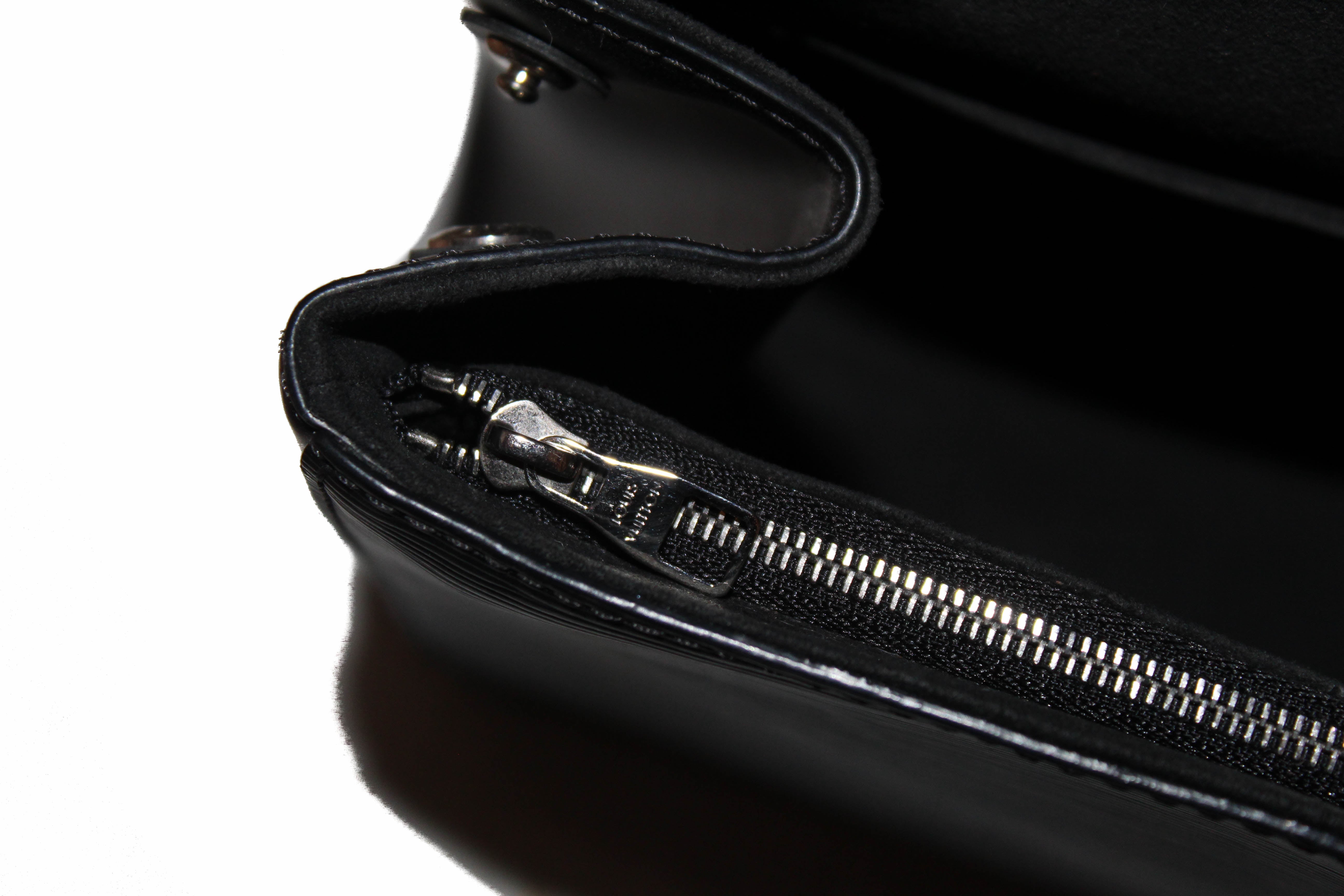 LOUIS VUITTON Cluny MM Epi Leather Shoulder Bag Black - Hot Deals