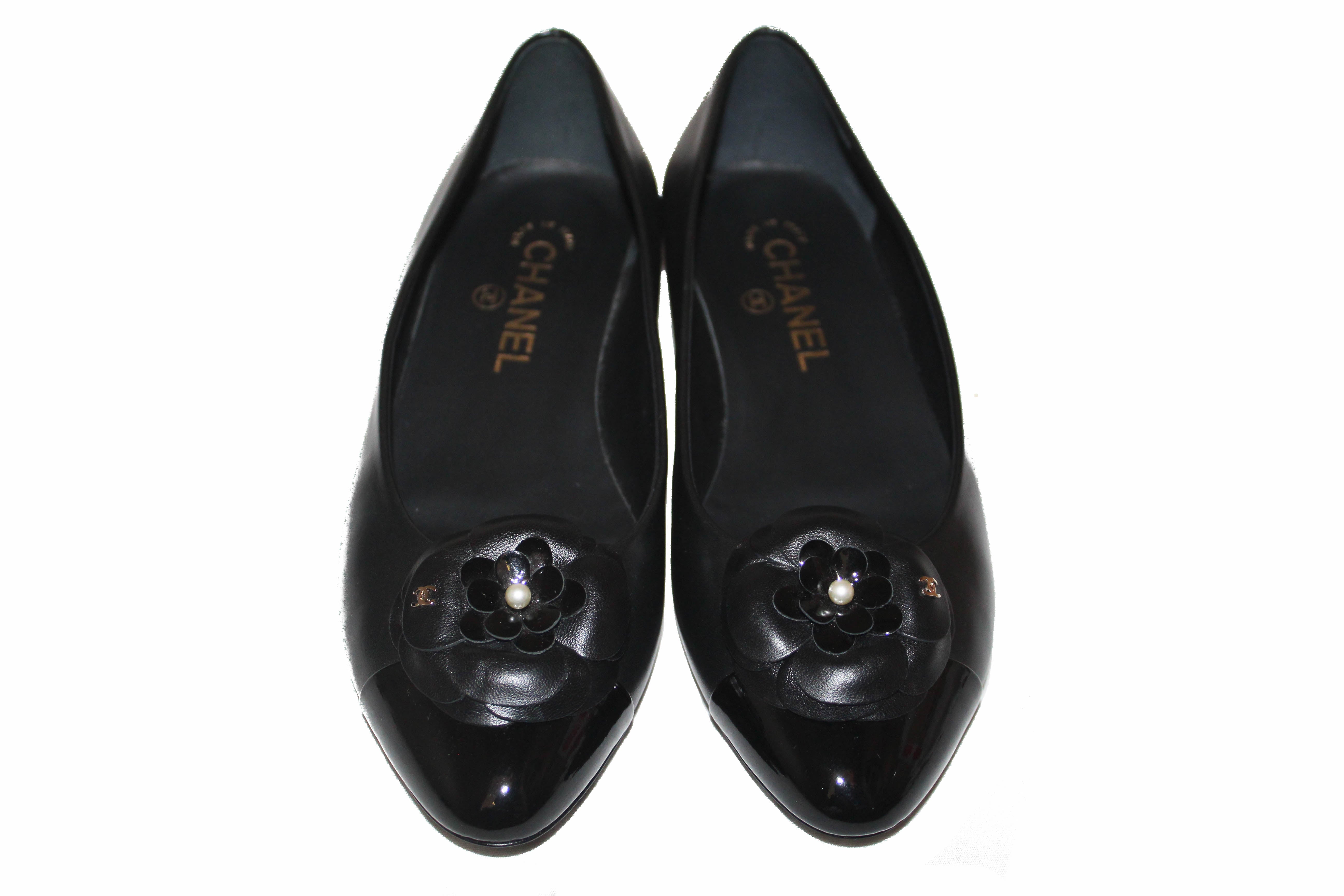 Authentic New Chanel Black Pointed Toe Camelia Flats Size 37.5