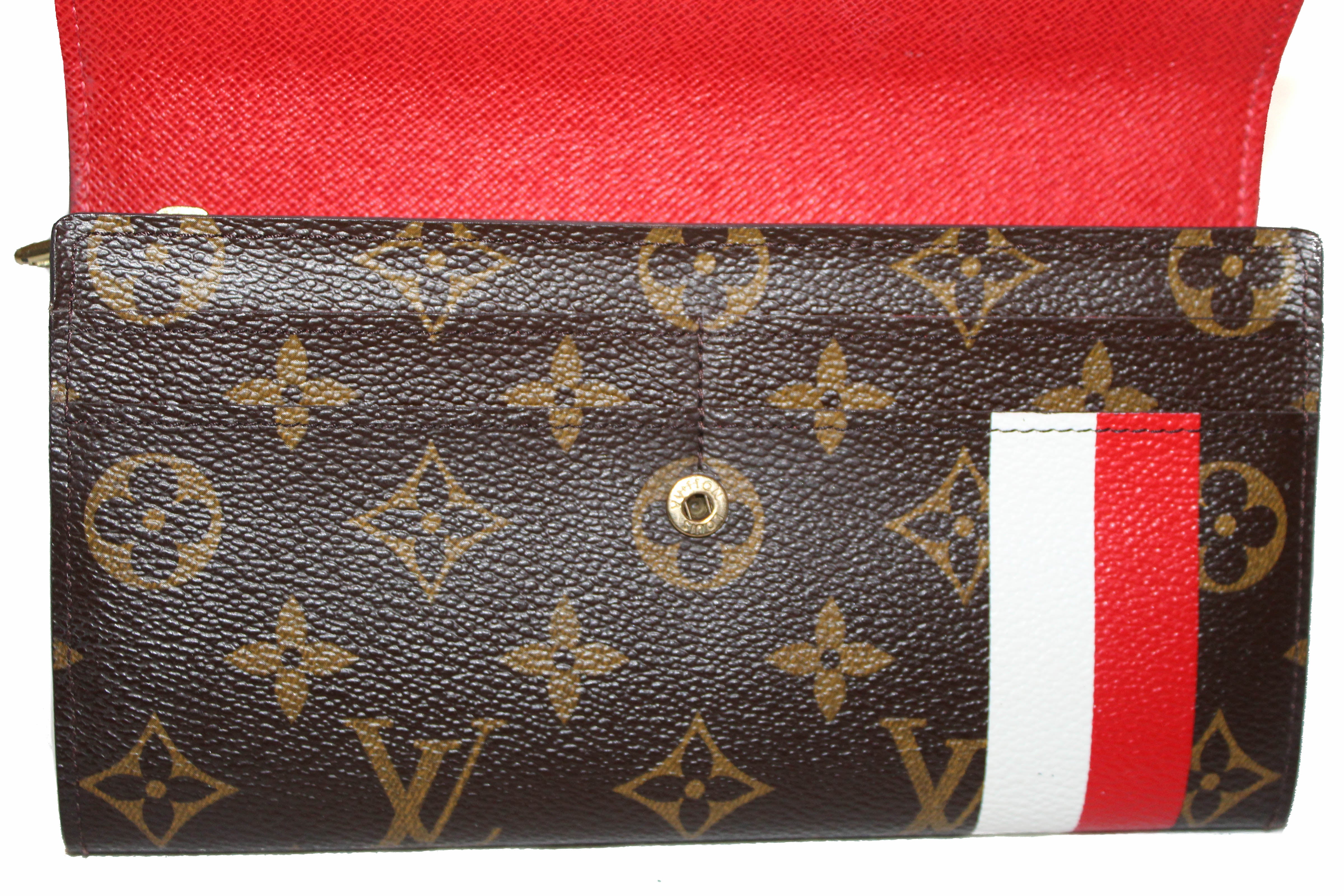 Authentic Louis Vuitton Limited Edition Monogram Groom Sarah Wallet