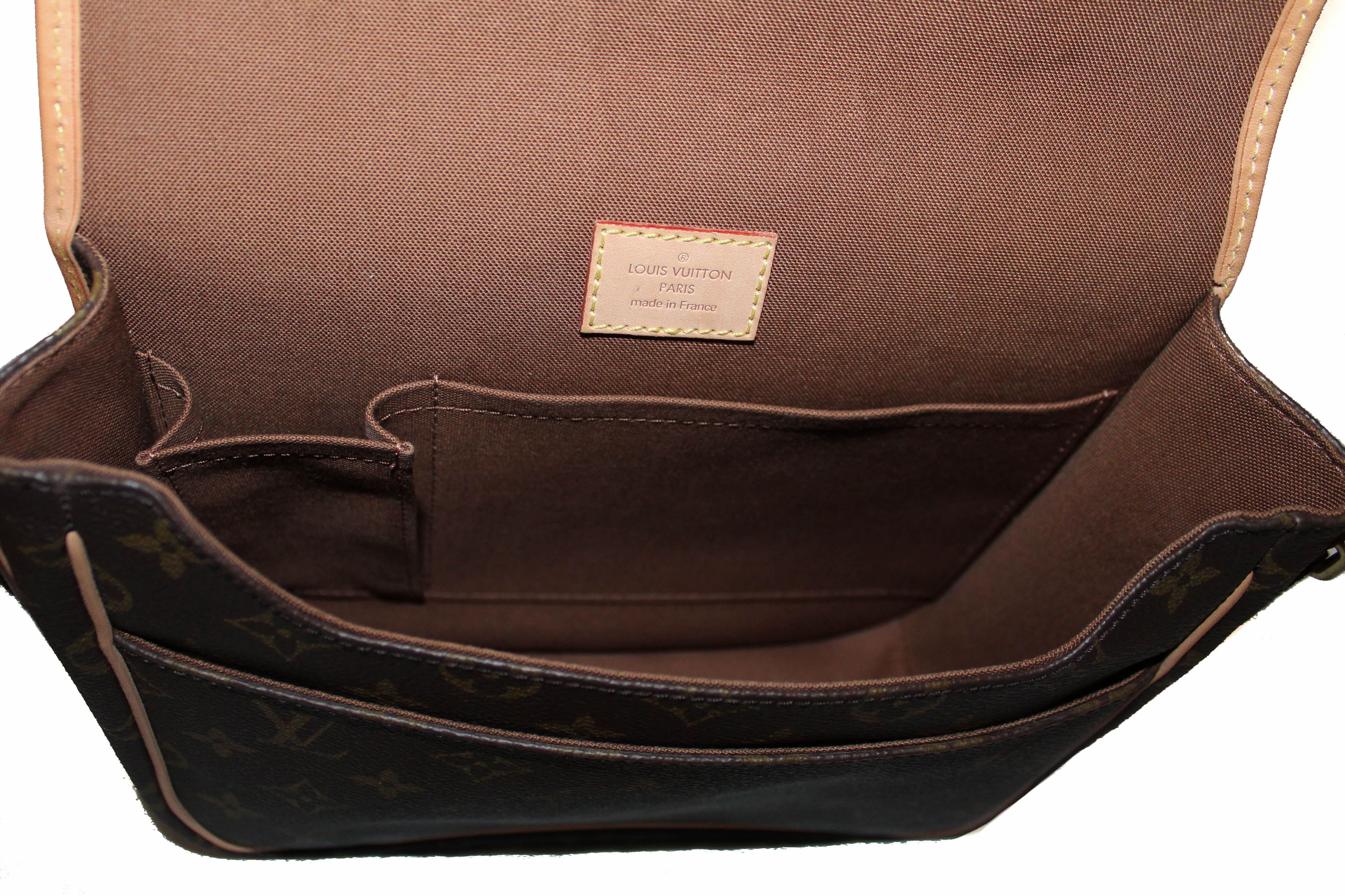 Authentic Louis Vuitton Classic Monogram Bosphore Messenger Bag