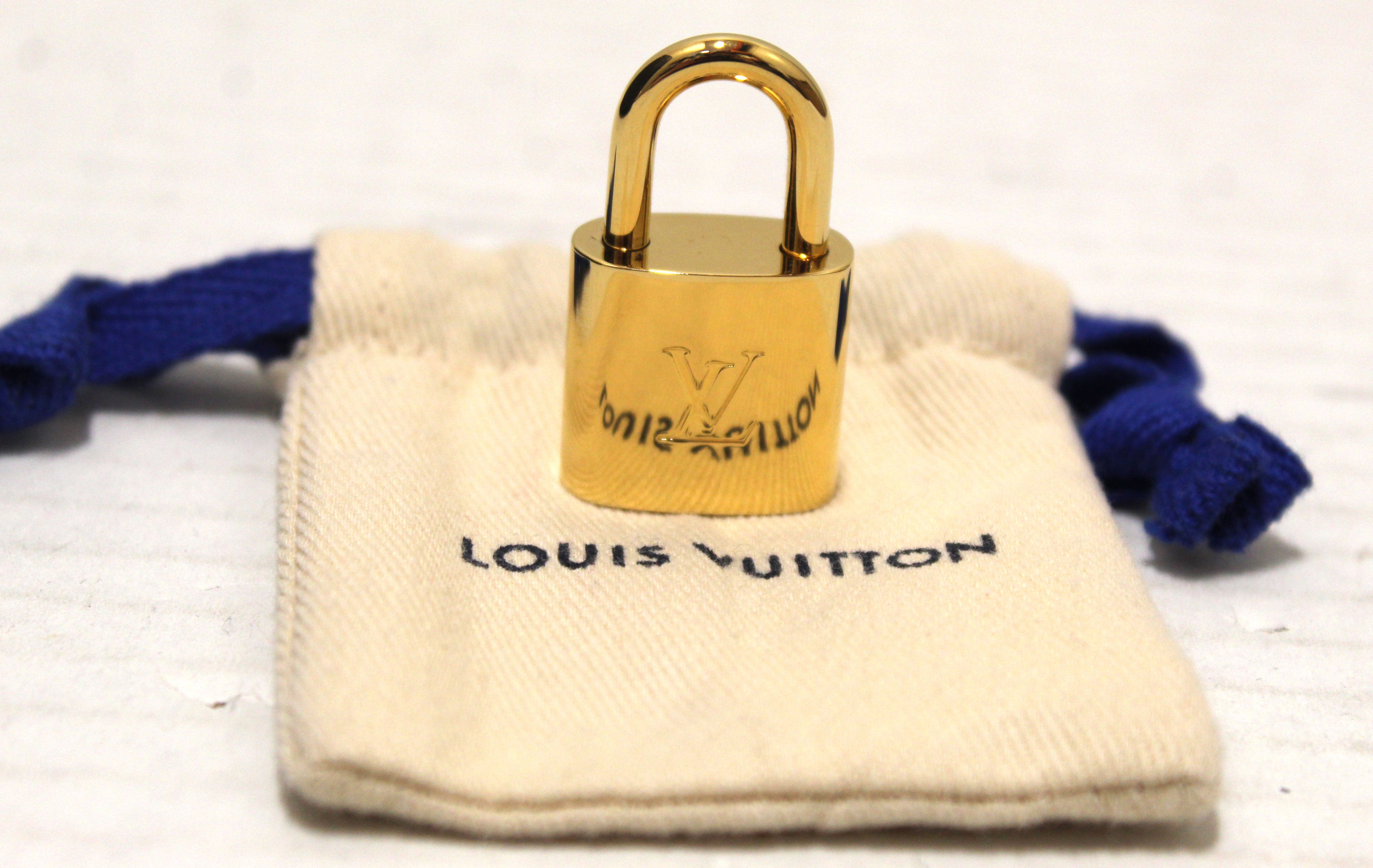 Louis Vuitton Navy Monogram Empreinte Montaigne MM QJB0B7EHNA002