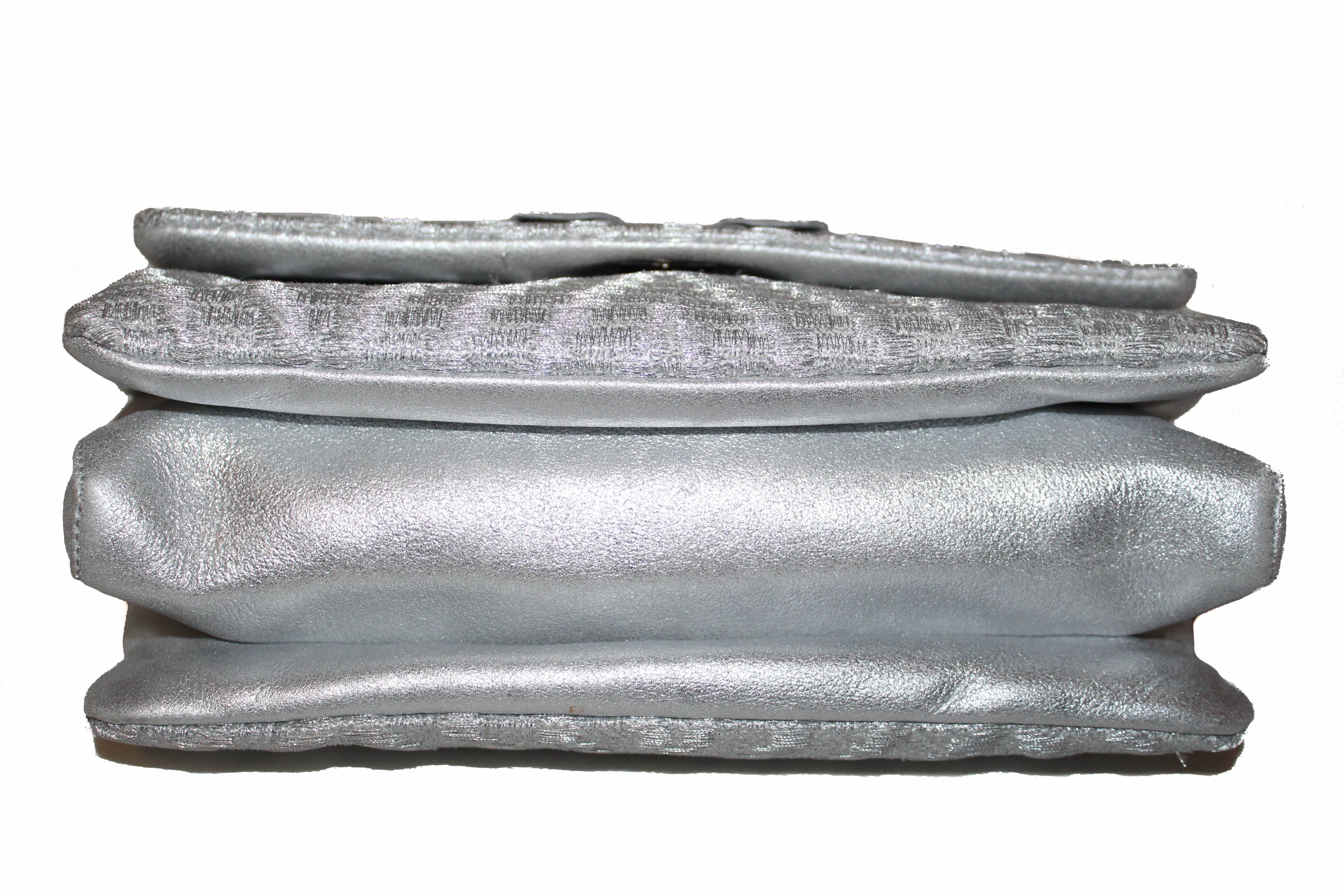 Authentic Salvatore Ferragamo Metallic Silver Tweed & Leather Clutch with Silver Chain Bag AU-21/G193